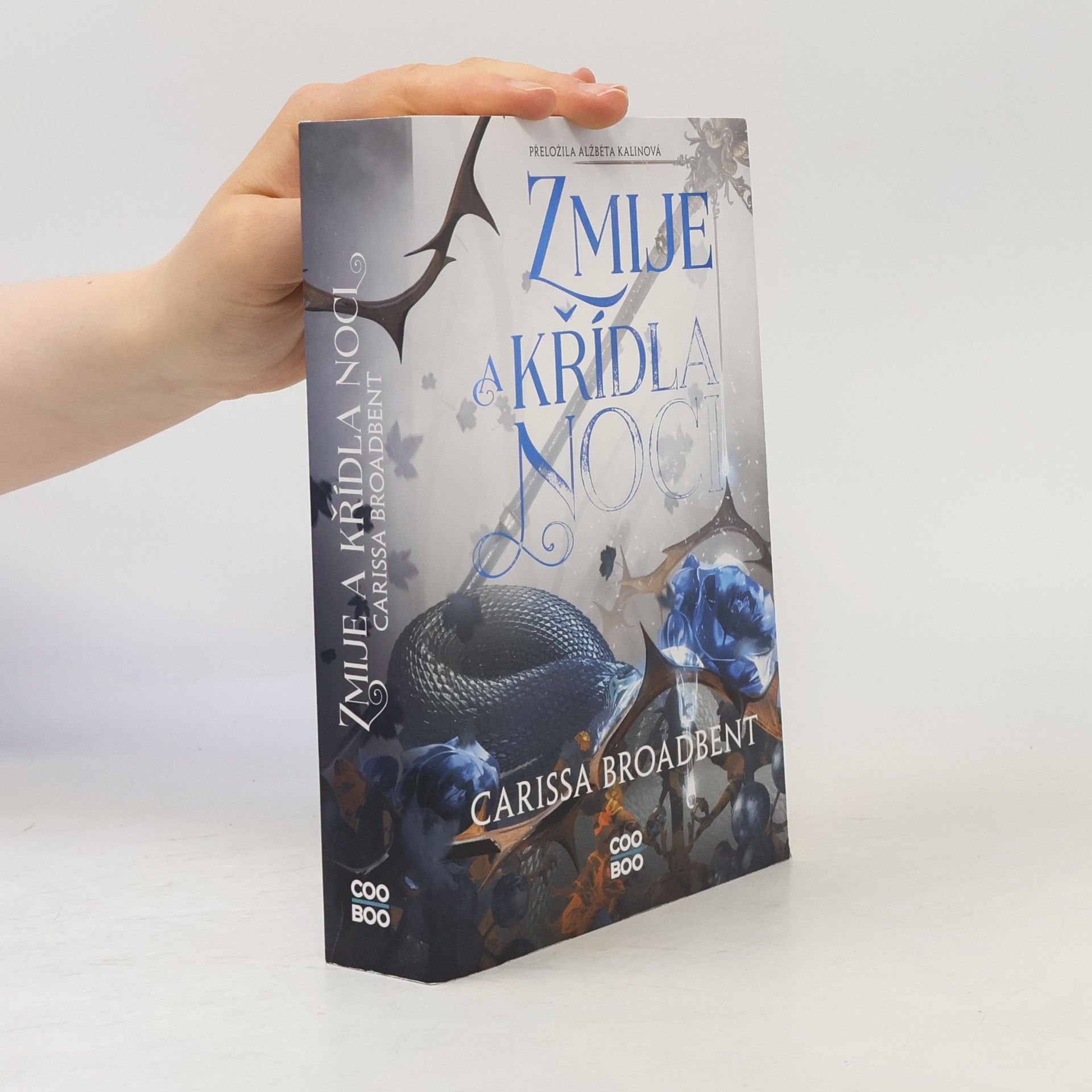 Carissa Broadbent Zmije a křídla noci