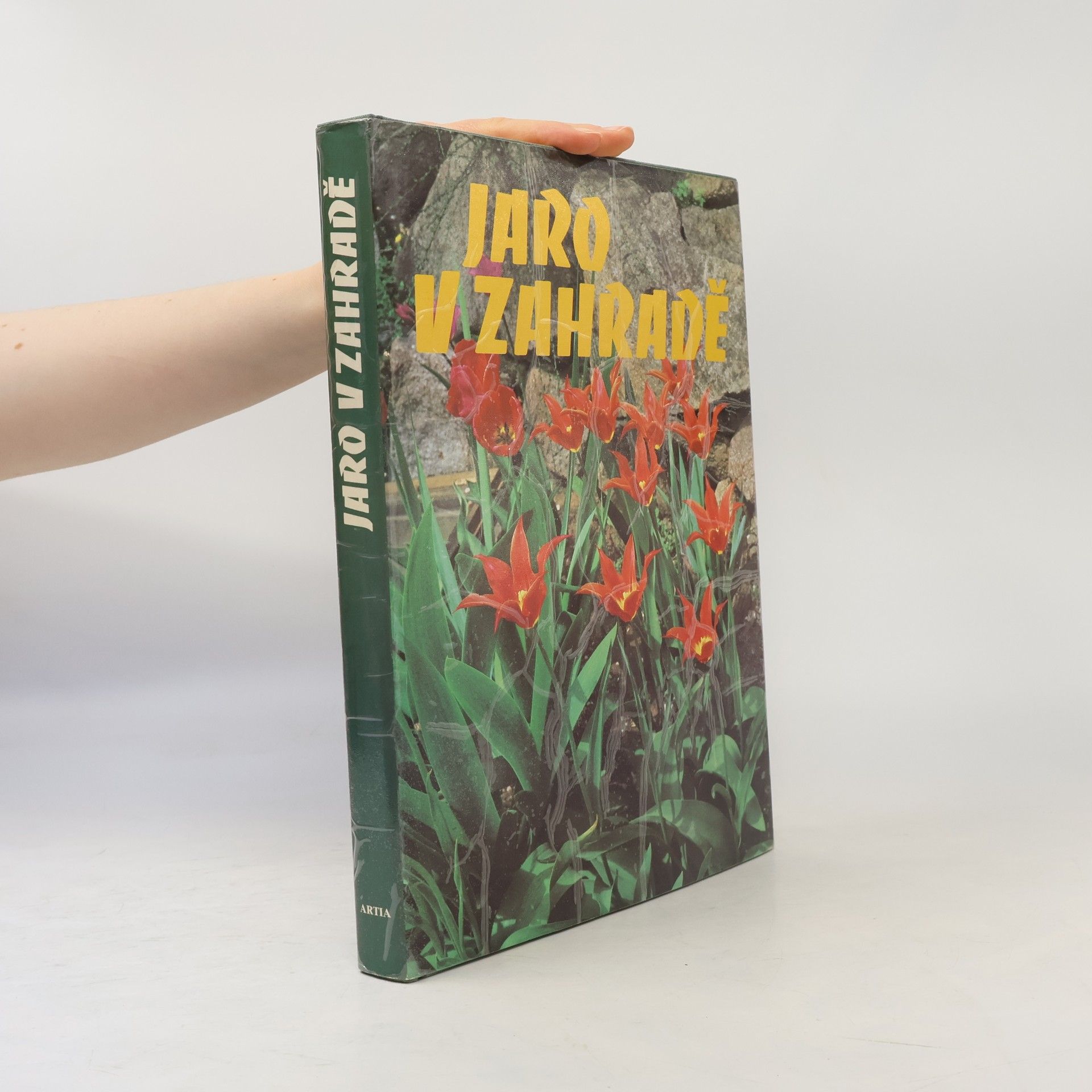 Autorenkollektiv Jaro v zahradě