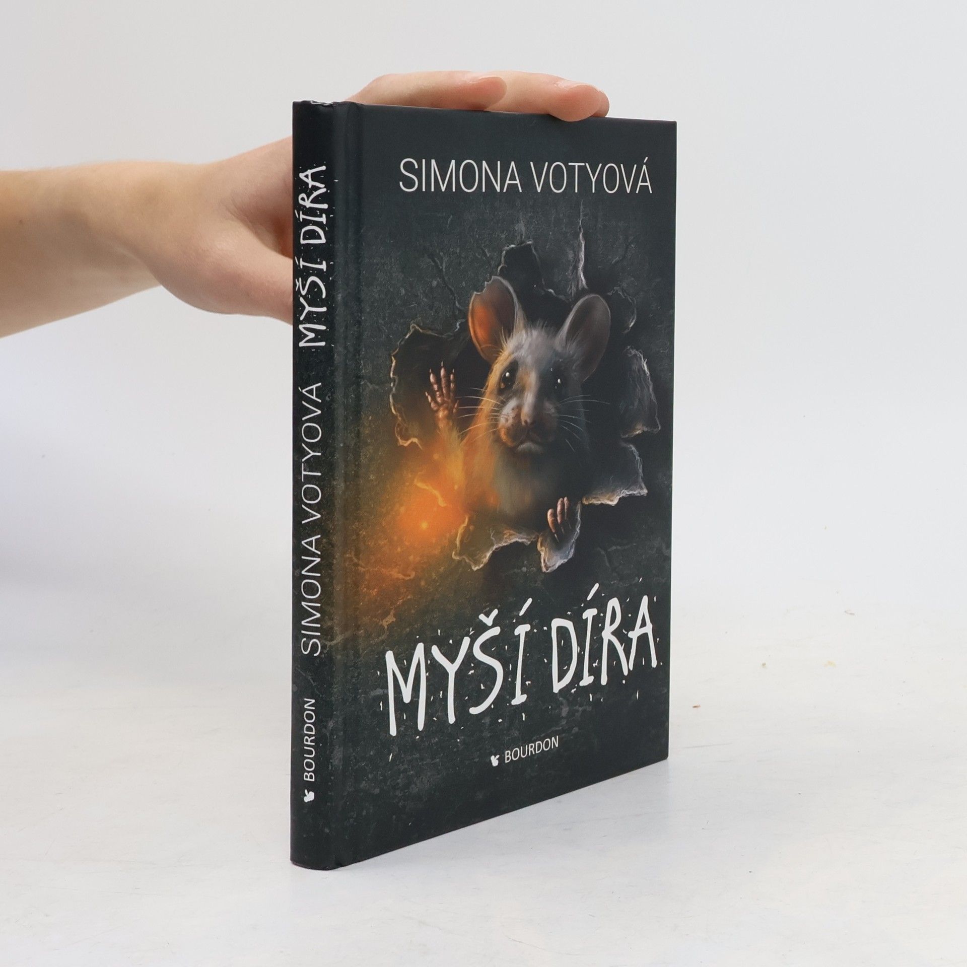 Simona Votyová Myší díra