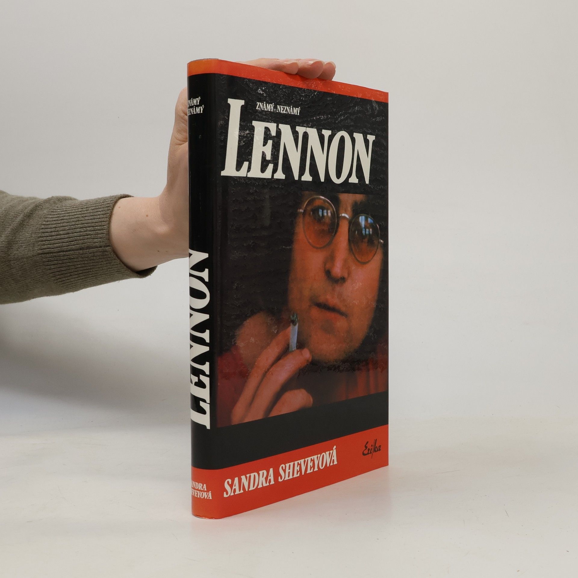 Sandra Shevey Lennon známý neznámý