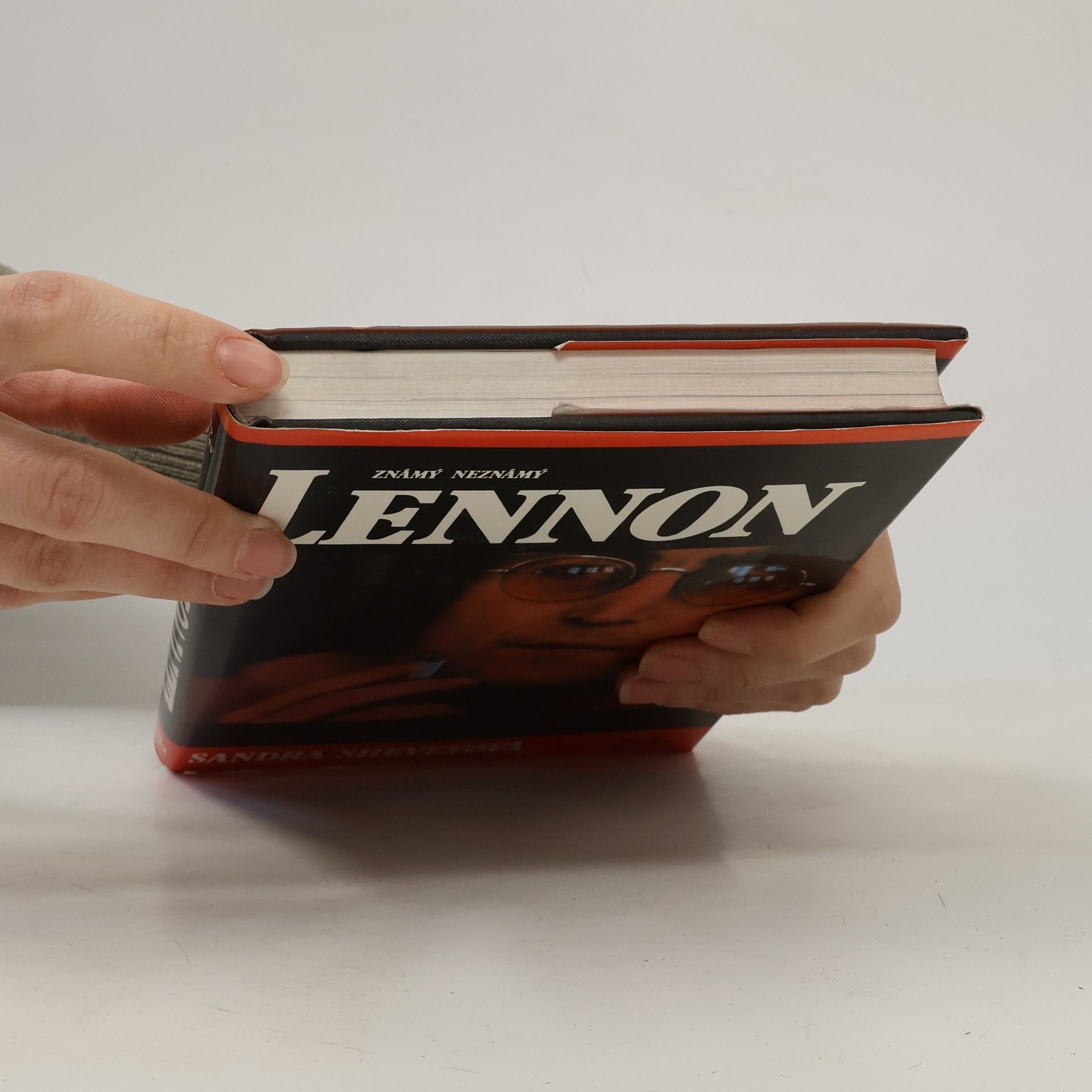 Sandra Shevey Lennon známý neznámý