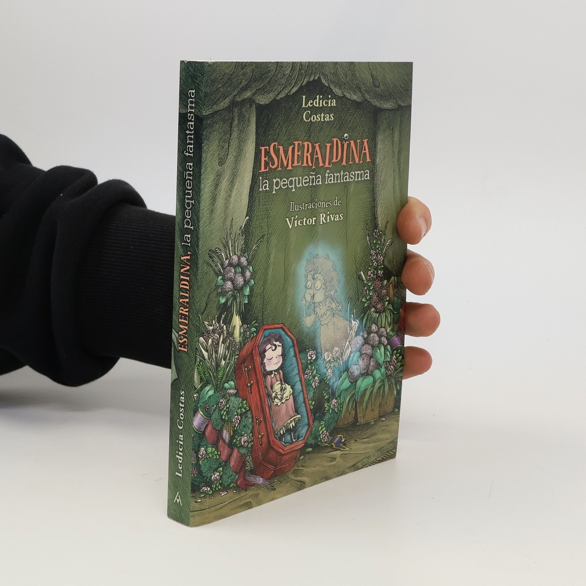 Víctor Rivas Villa Esmeraldina, la pequeña fantasma