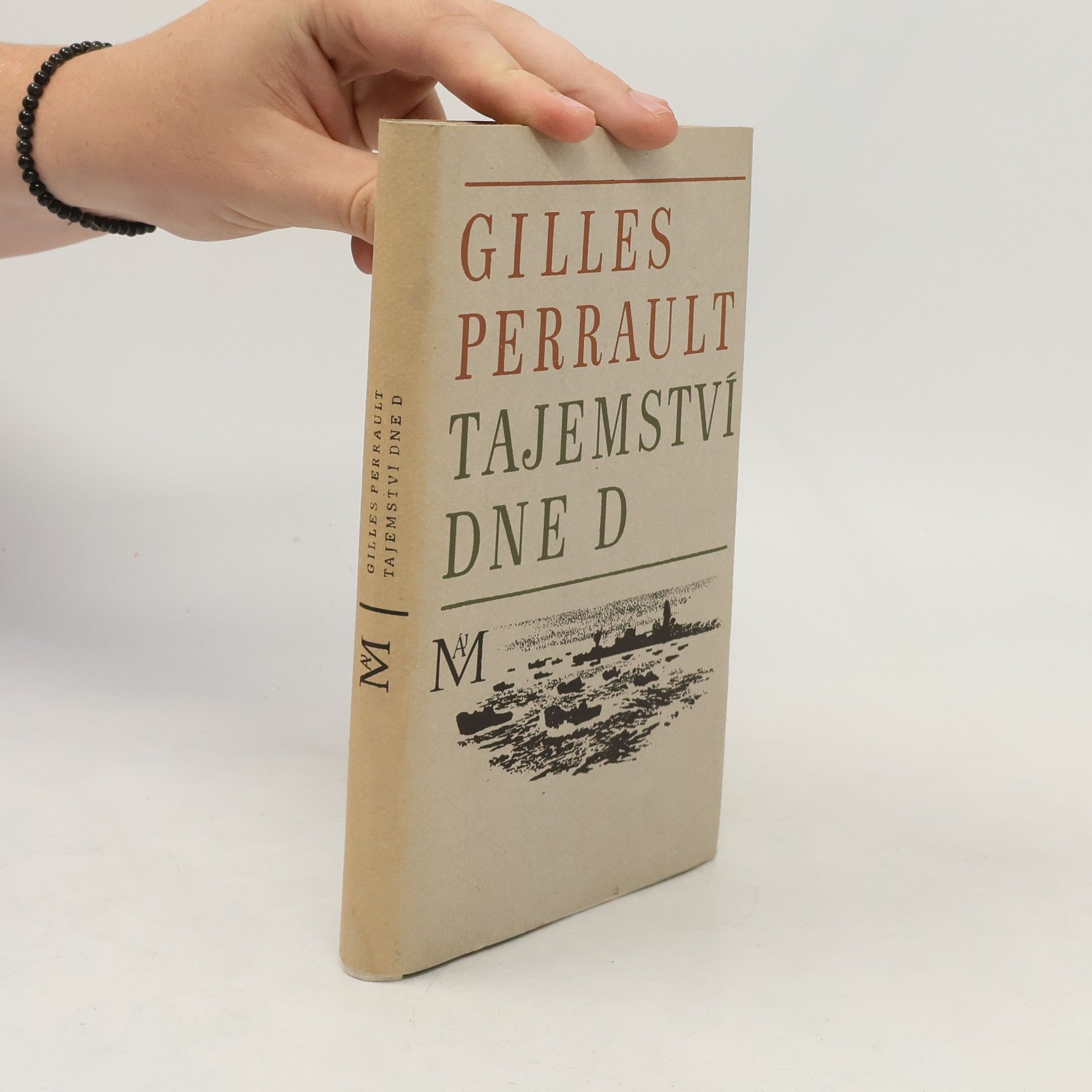 Gilles Perrault Tajemství dne D