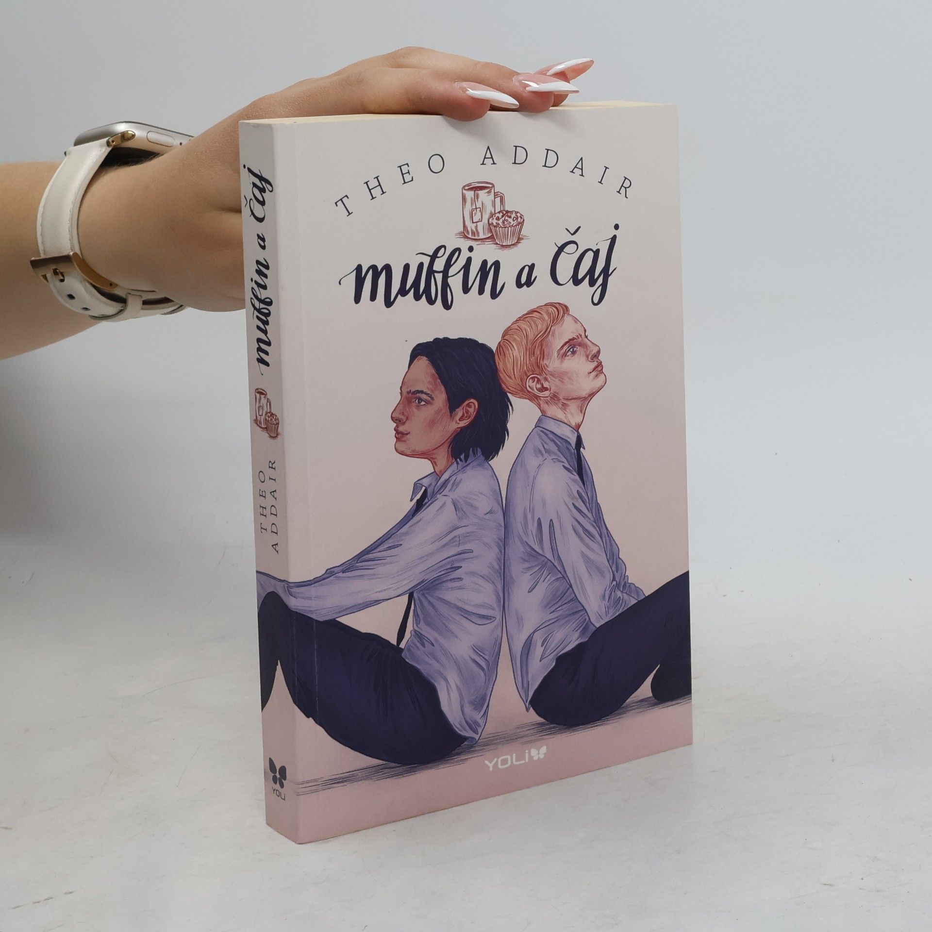 Theo Addair Muffin a čaj