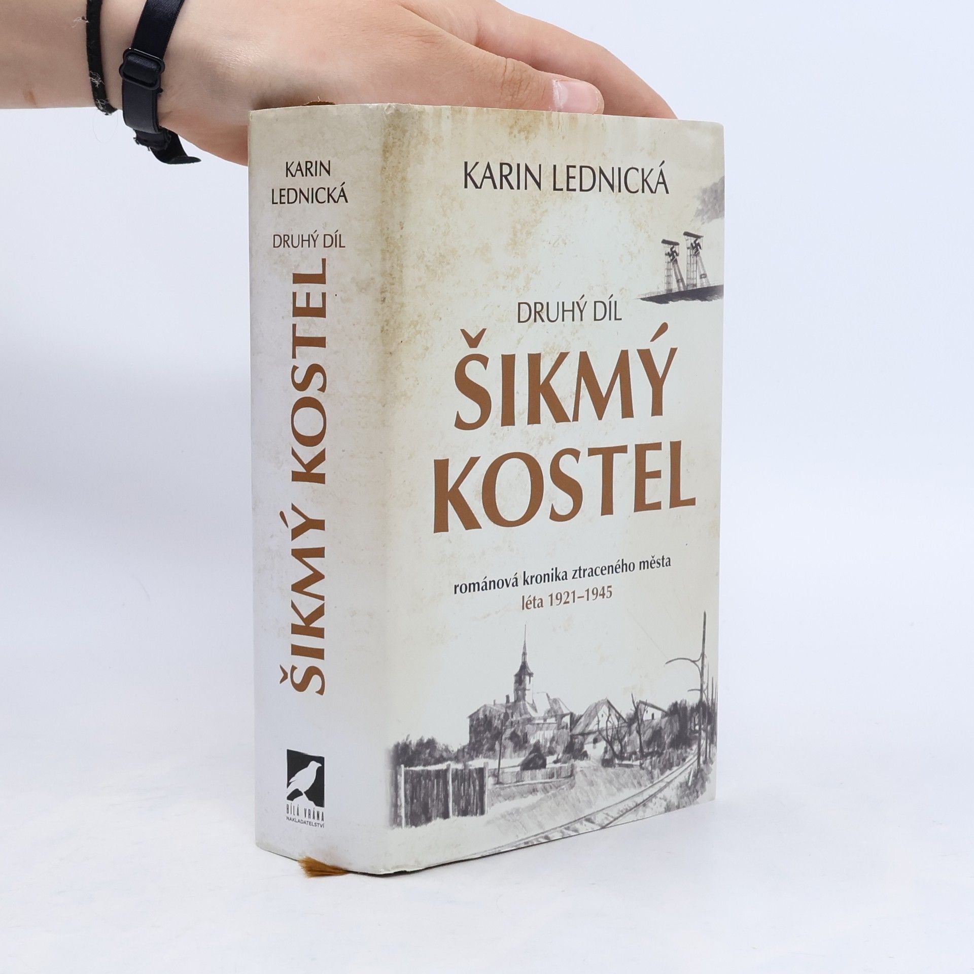 Karin Lednická Šikmý kostel 2