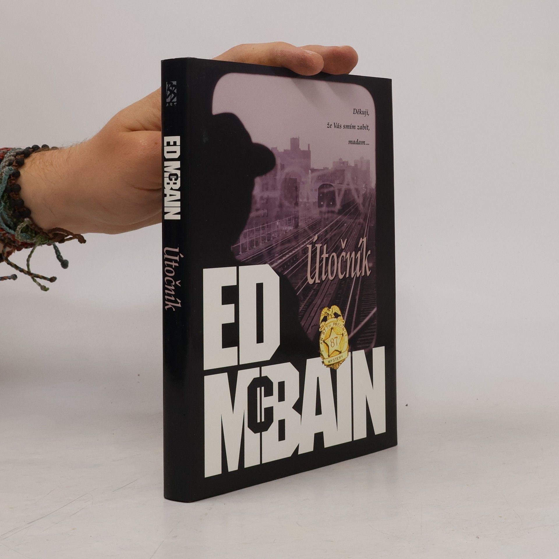 Ed McBain Útočník: Román z 87. revíru