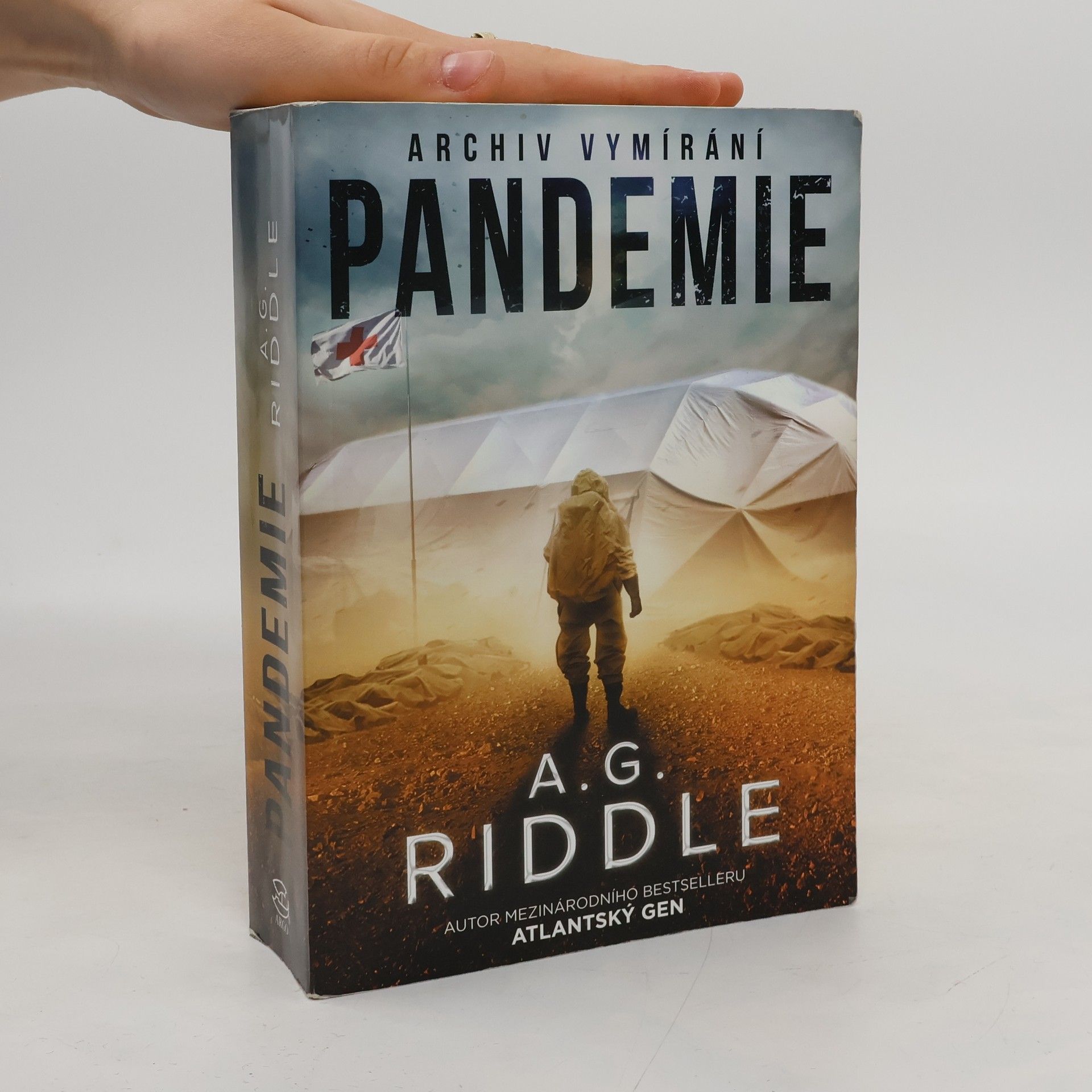A. G. Riddle Archiv vymírání. Pandemie