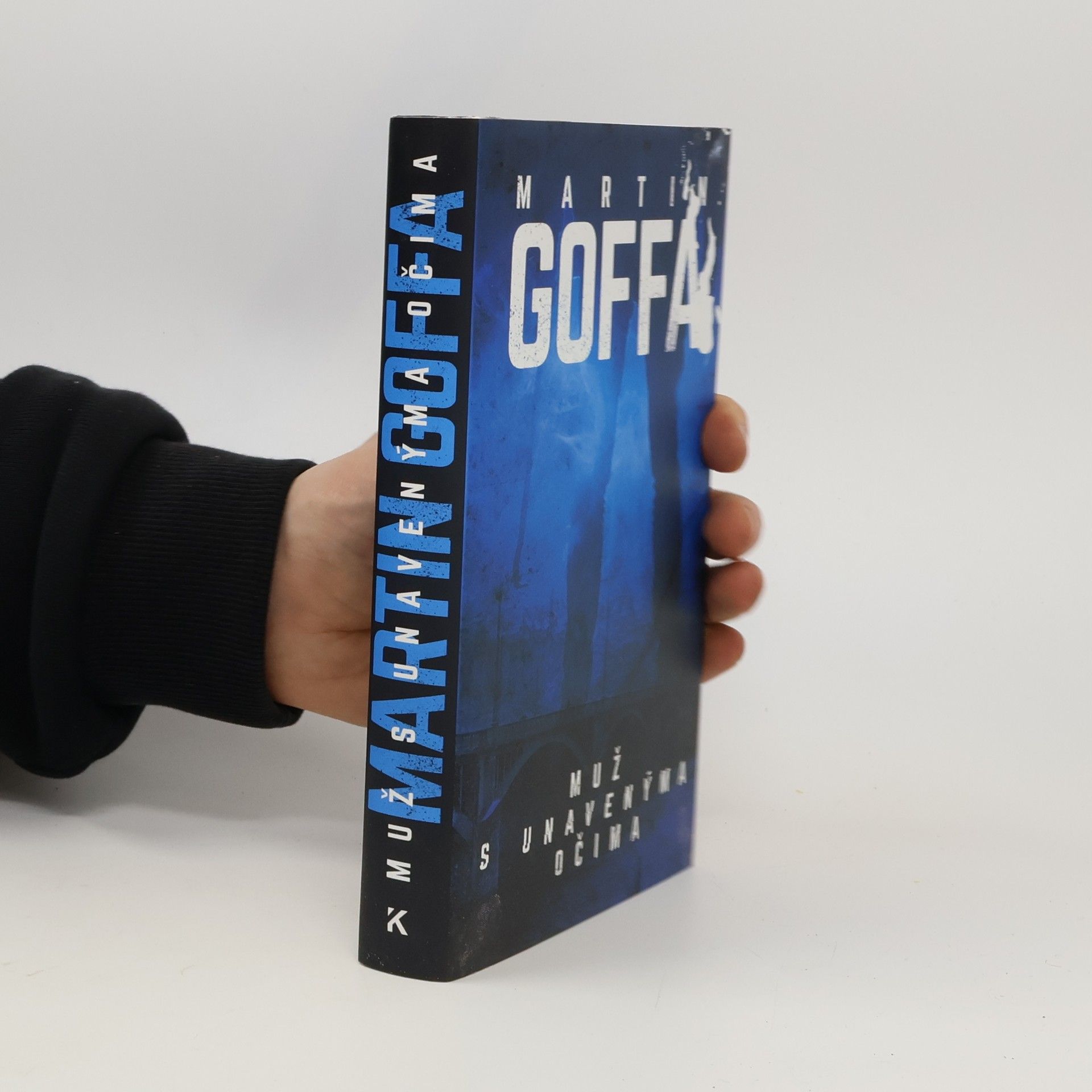 Martin Goffa Muž s unavenýma očima