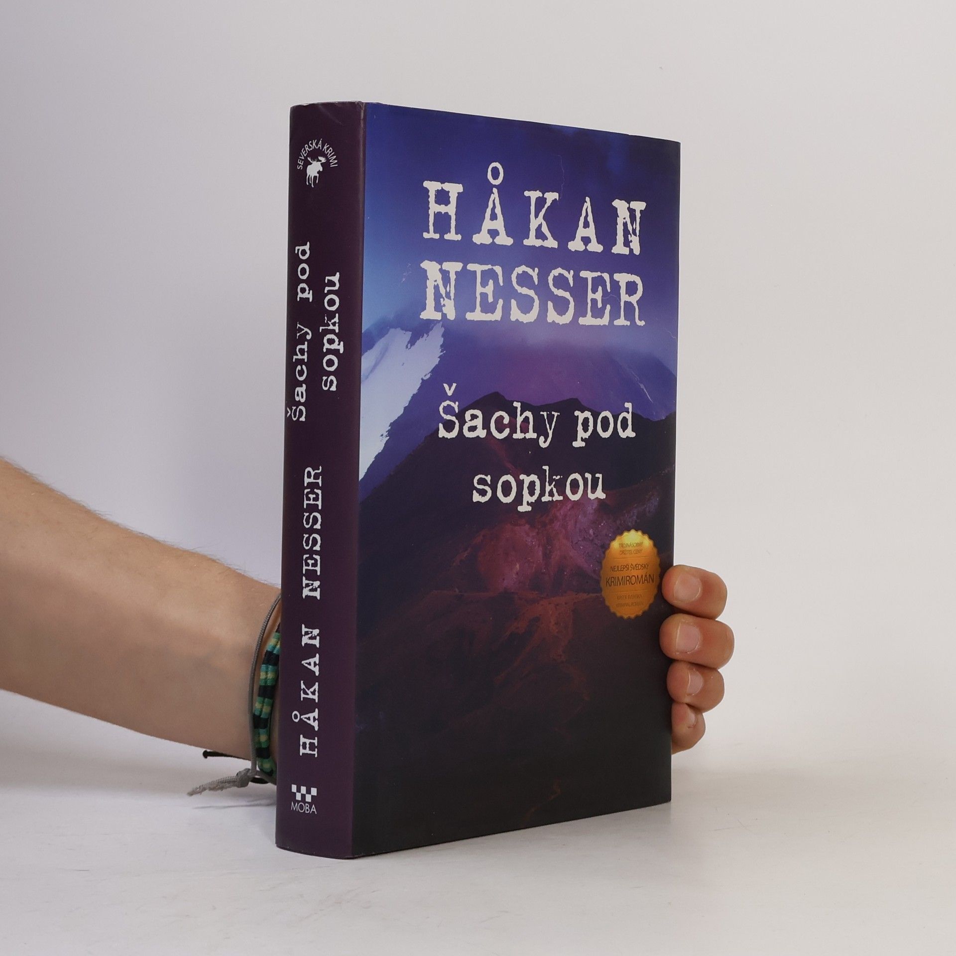 Håkan Nesser Šachy pod sopkou