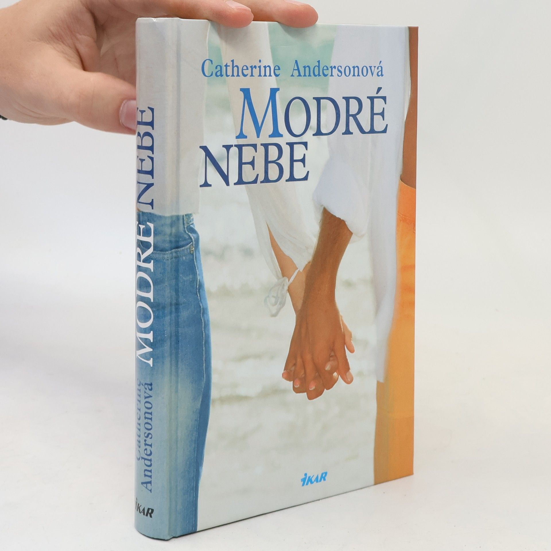 Catherine Adeline Catherine Anderson Modré nebe