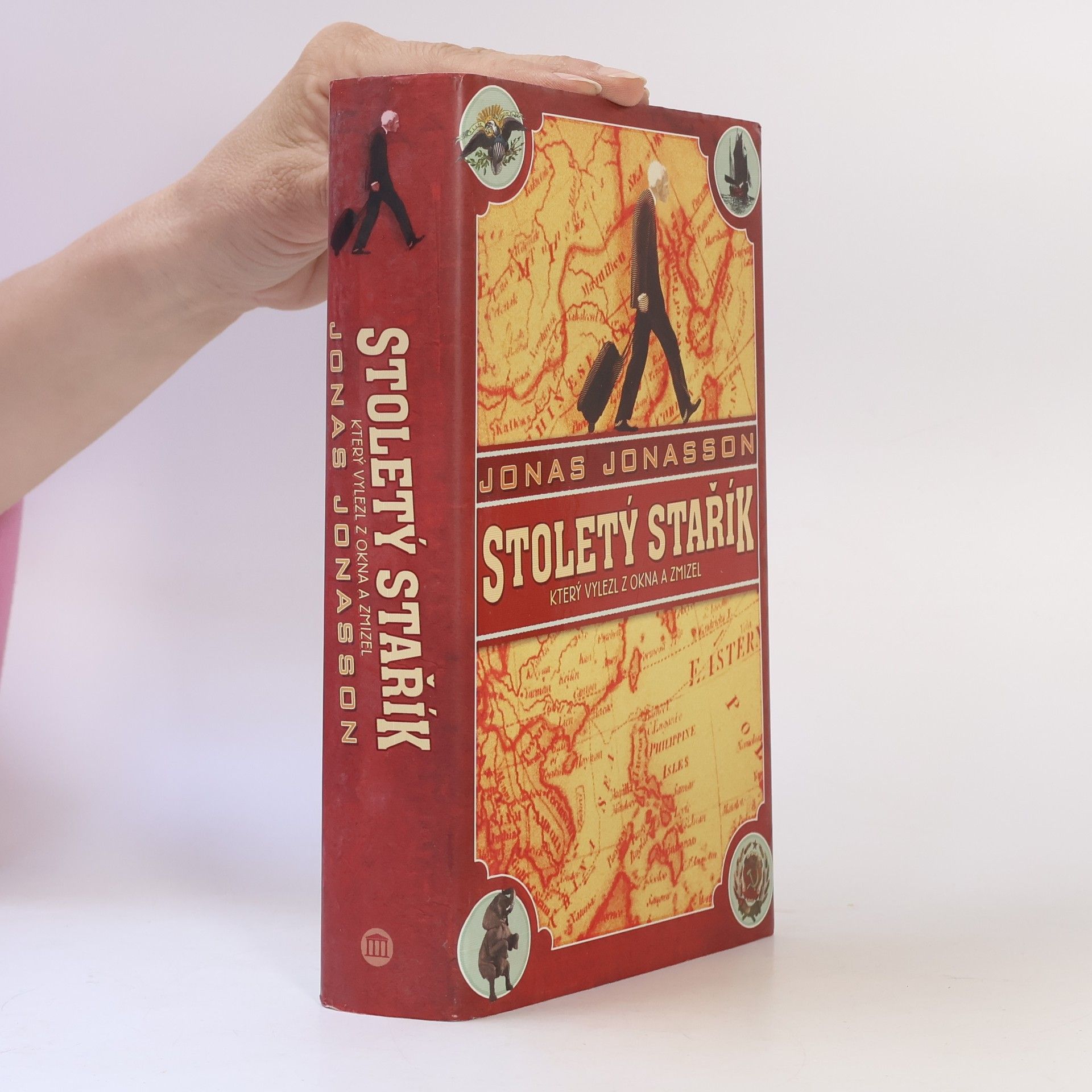 Jonas Jonasson Stoletý stařík, který vylezl z okna a zmizel