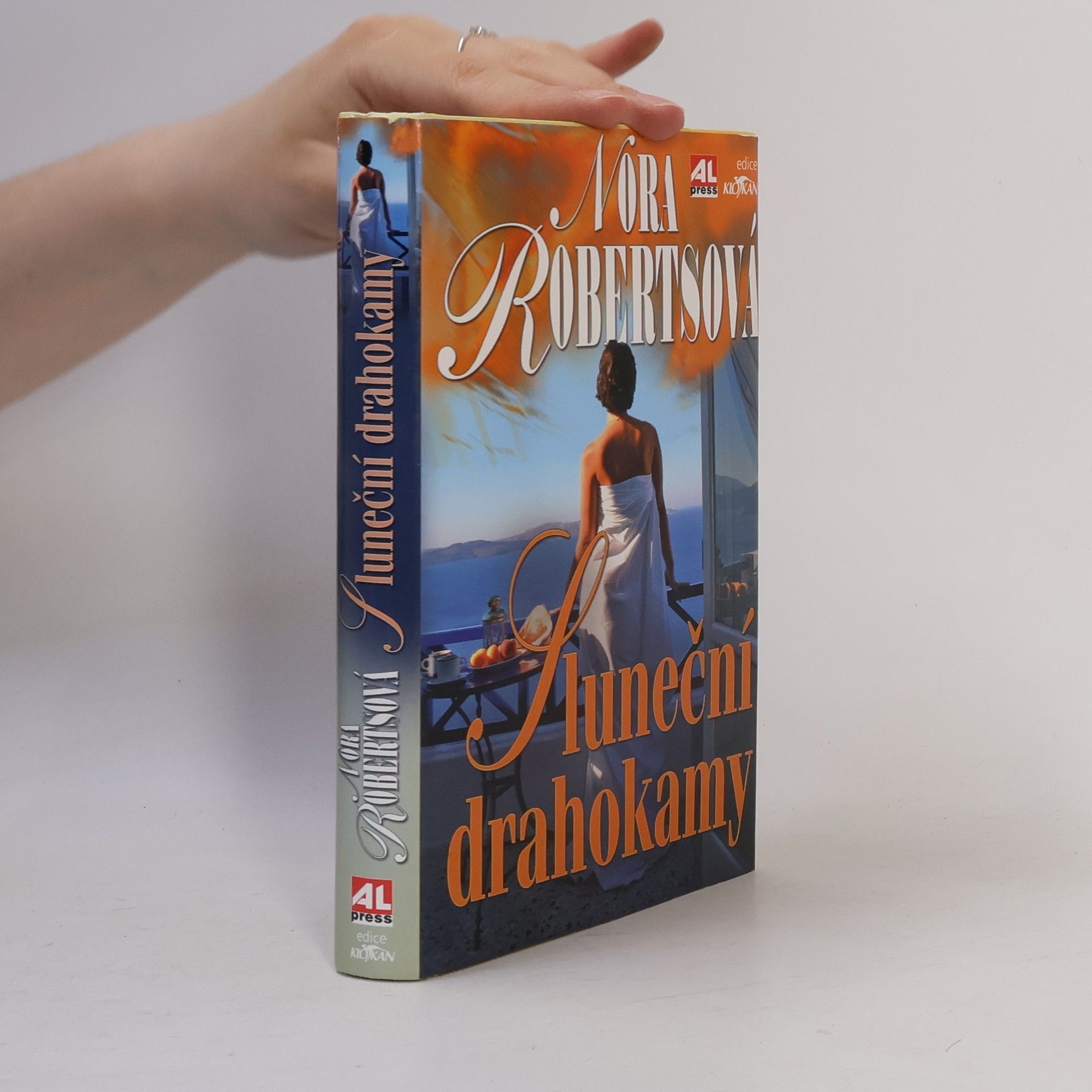Nora Roberts Sluneční drahokamy