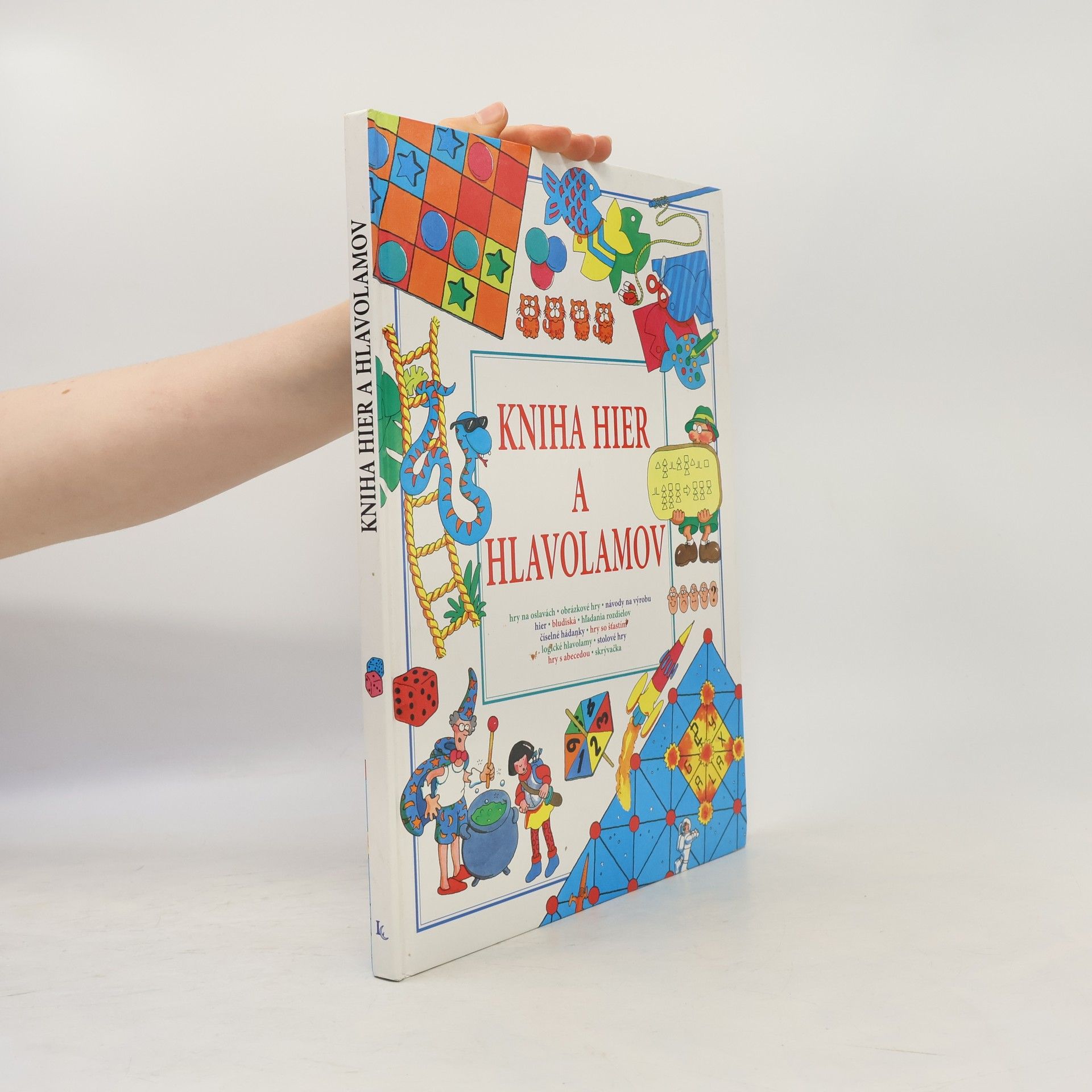 Various authors Kniha hier a hlavolamov