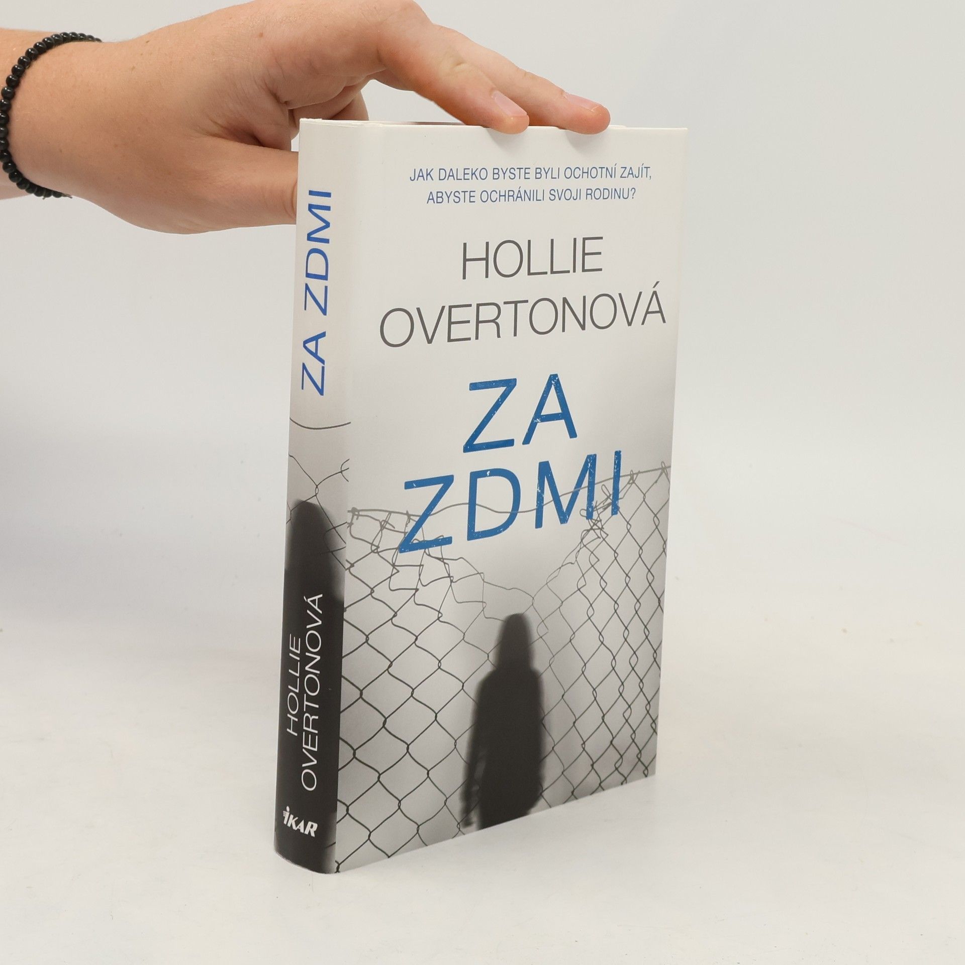 Hollie Overton Za zdmi