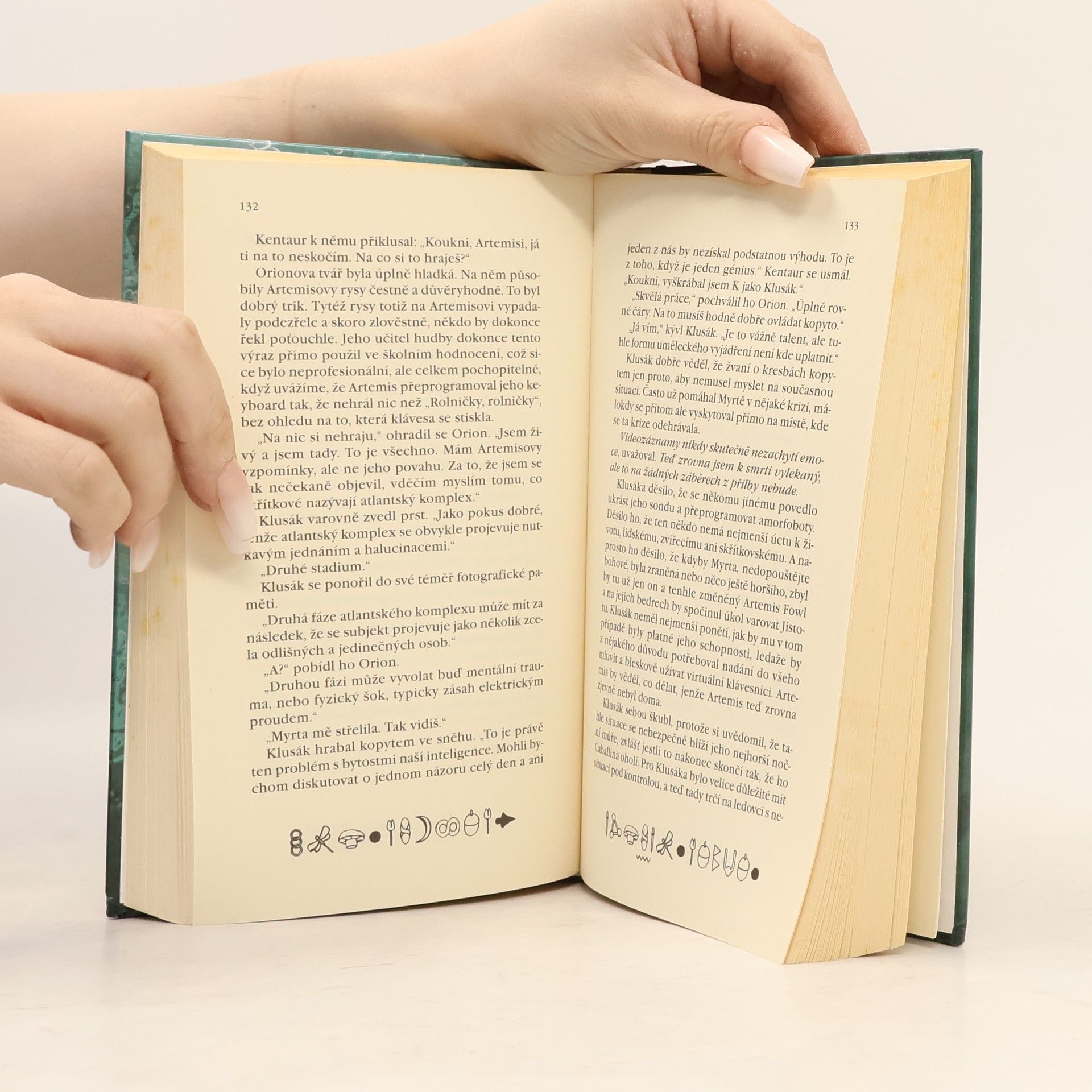 Eoin Colfer Artemis Fowl a atlantský komplex