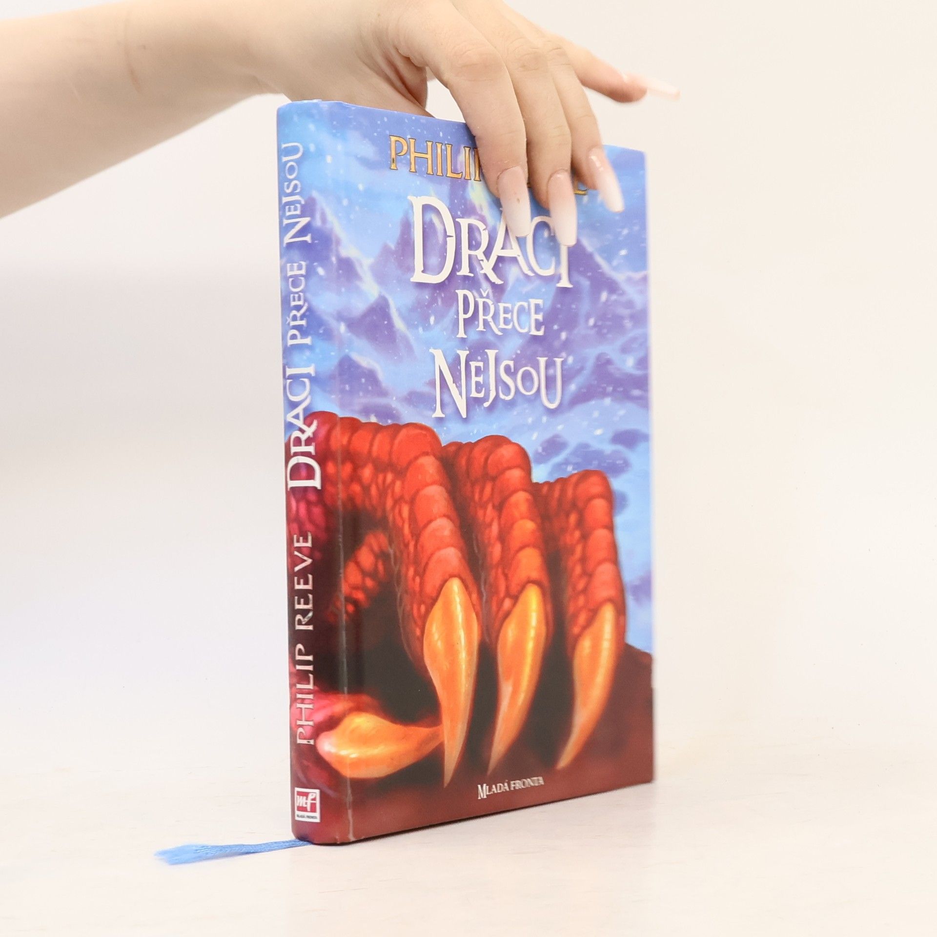 Philip Reeve Draci přece nejsou