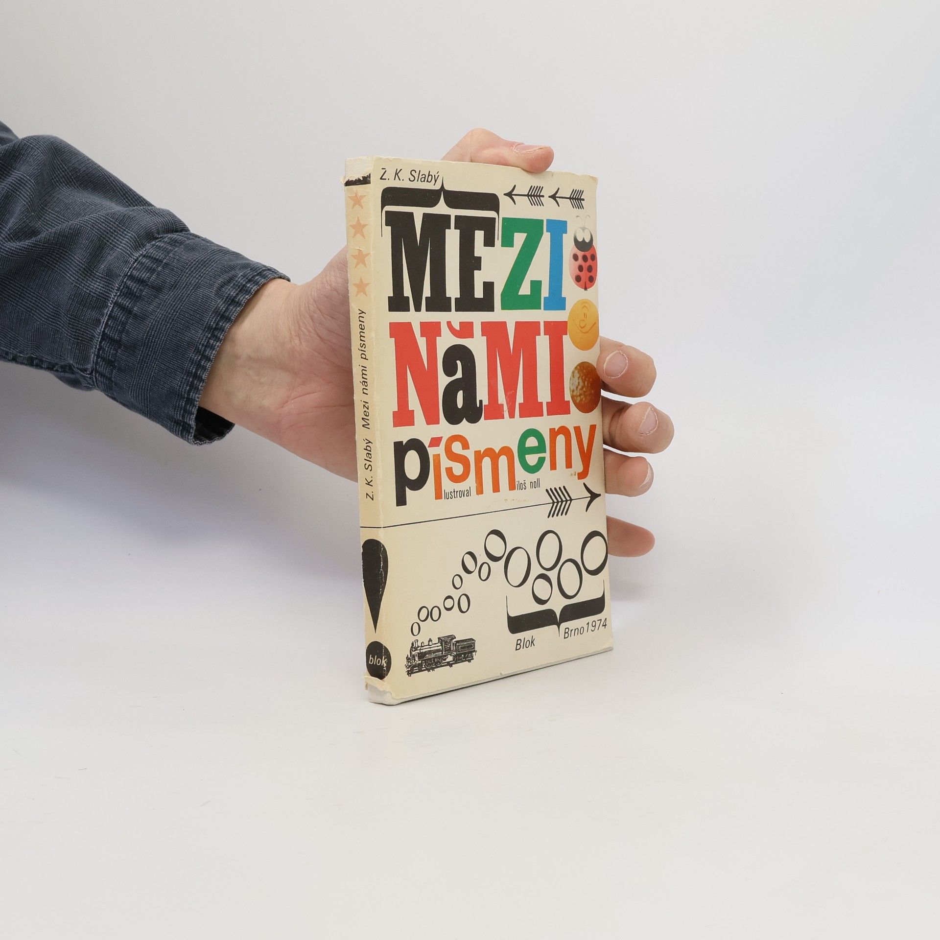 Mezi námi písmeny