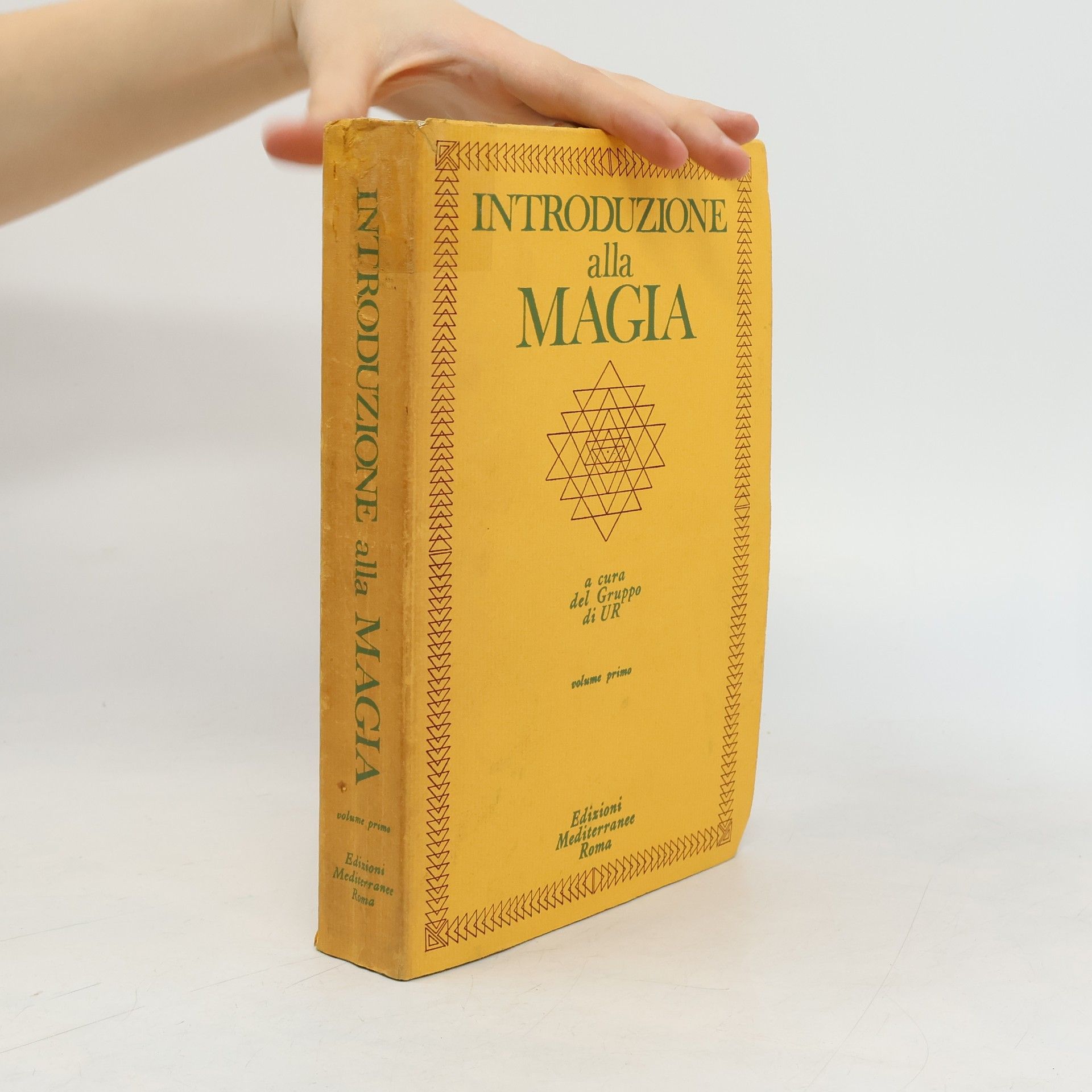 AA.VV. Introduzione alla magia 1
