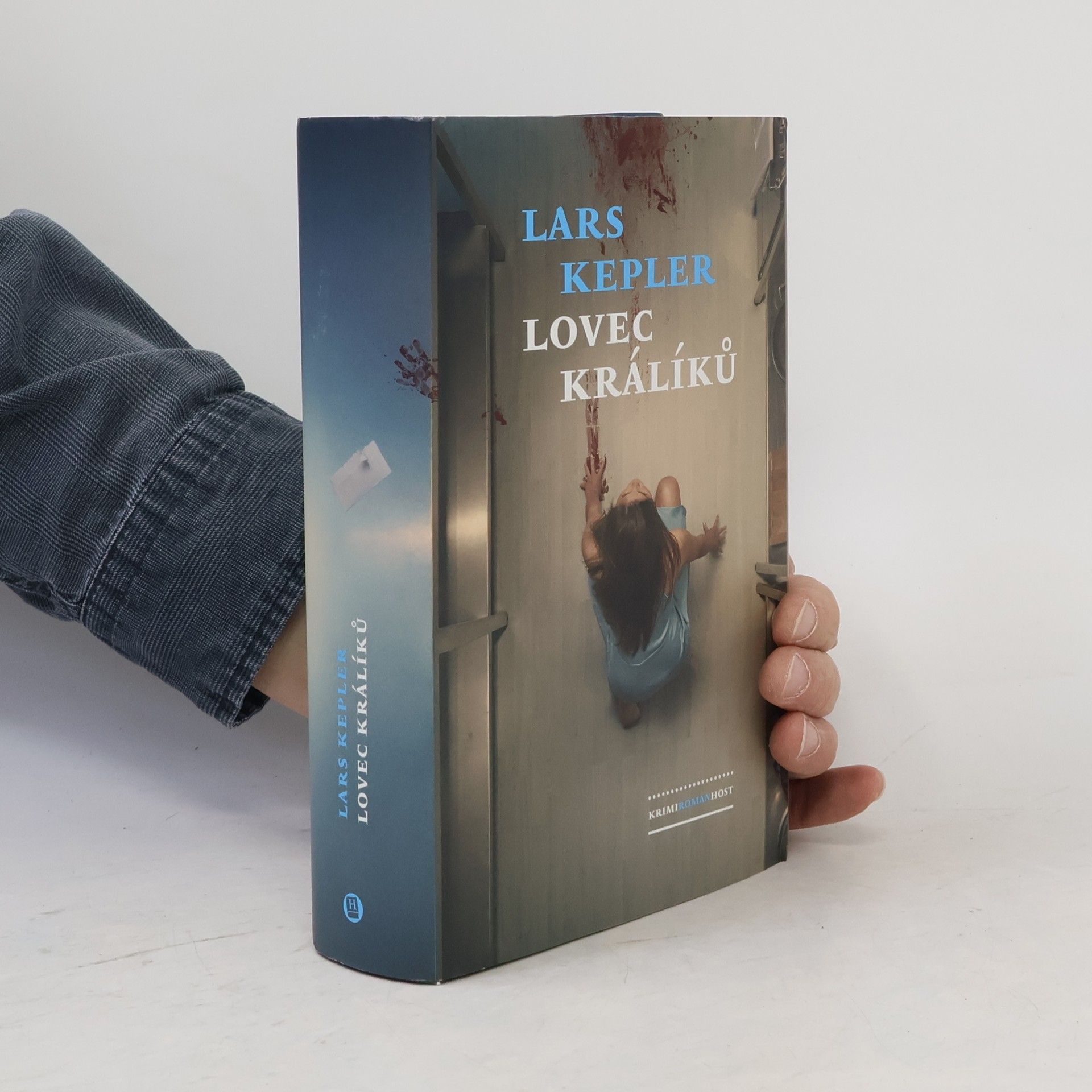 Lars Kepler Lovec králíků