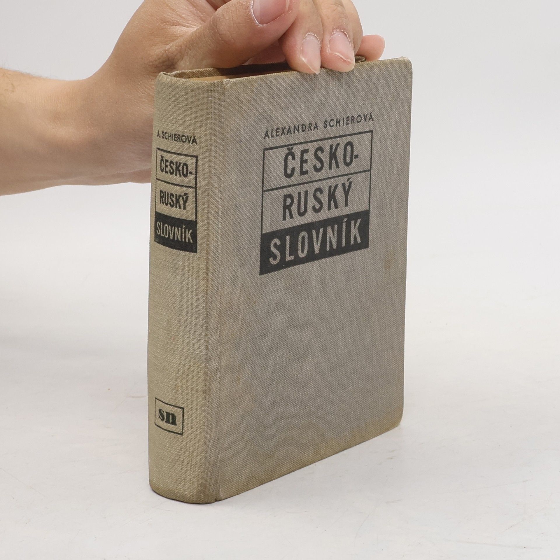 Alexandra Schierová Česko-ruský slovník