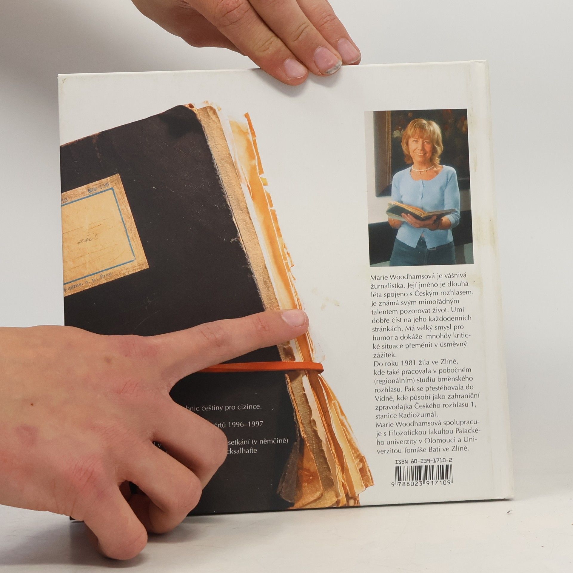 Marie Woodhamsová Literární kuchařka aneb Taky nemáte čas vařit?