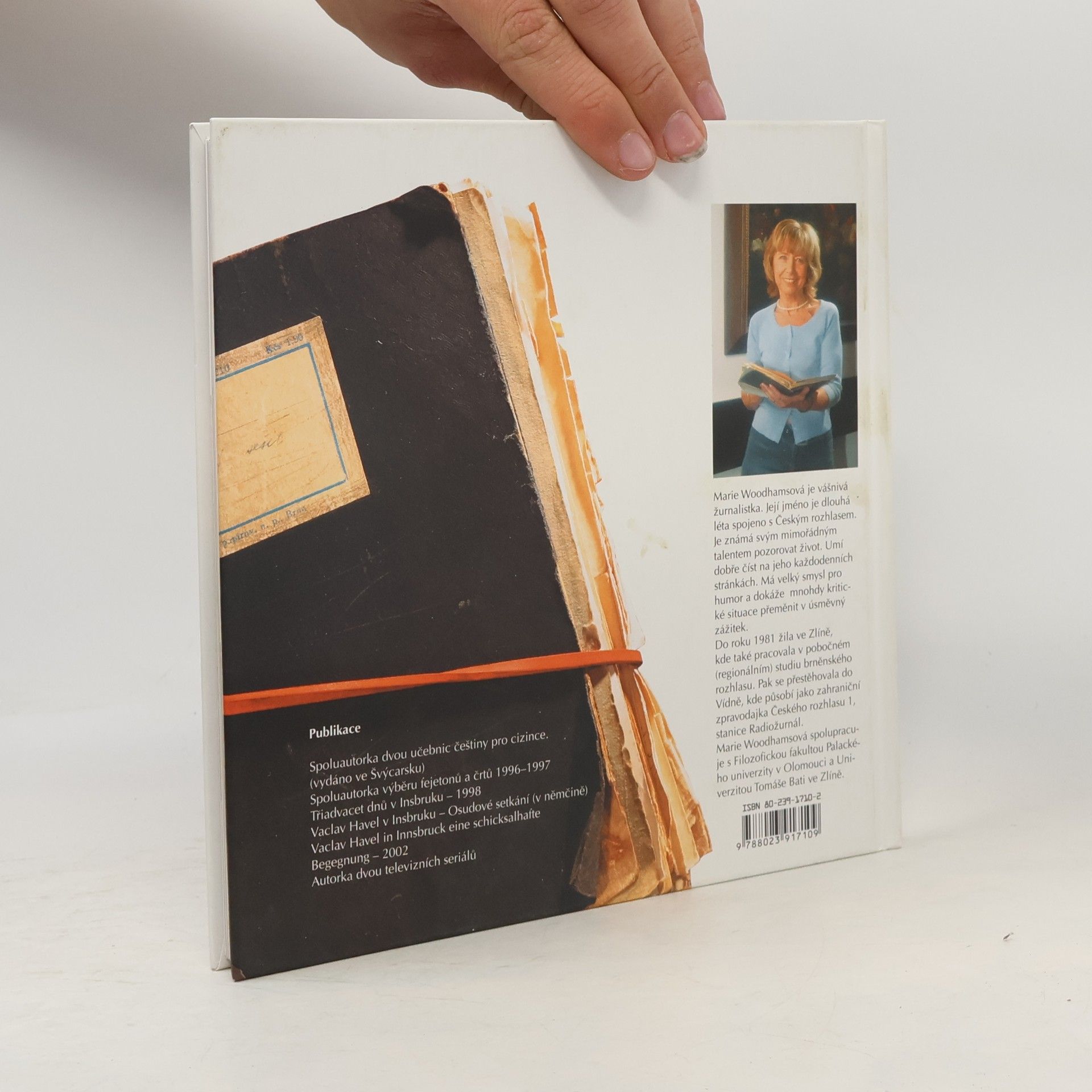 Marie Woodhamsová Literární kuchařka aneb Taky nemáte čas vařit?