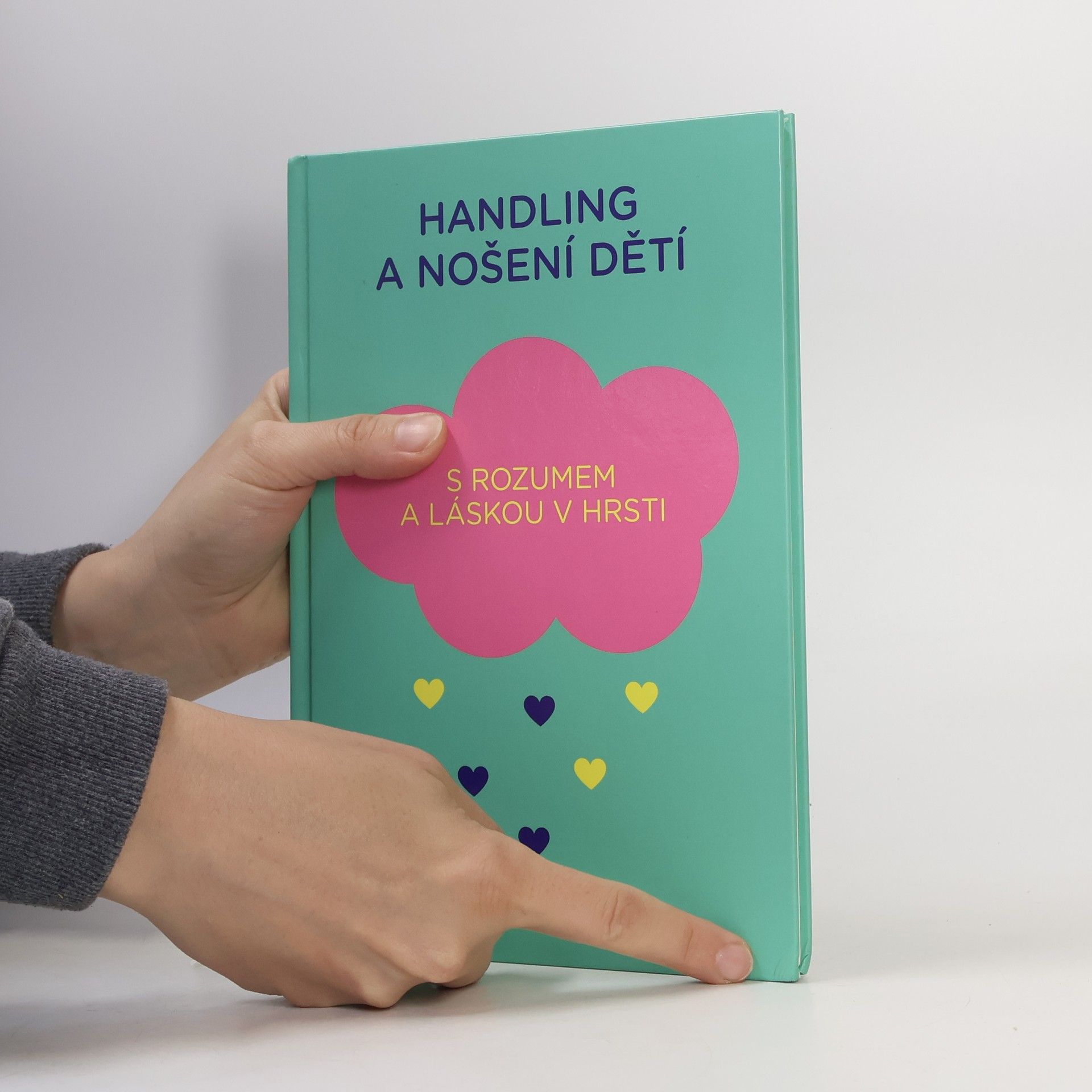 Vanda Schreierová Handling a nošení dětí