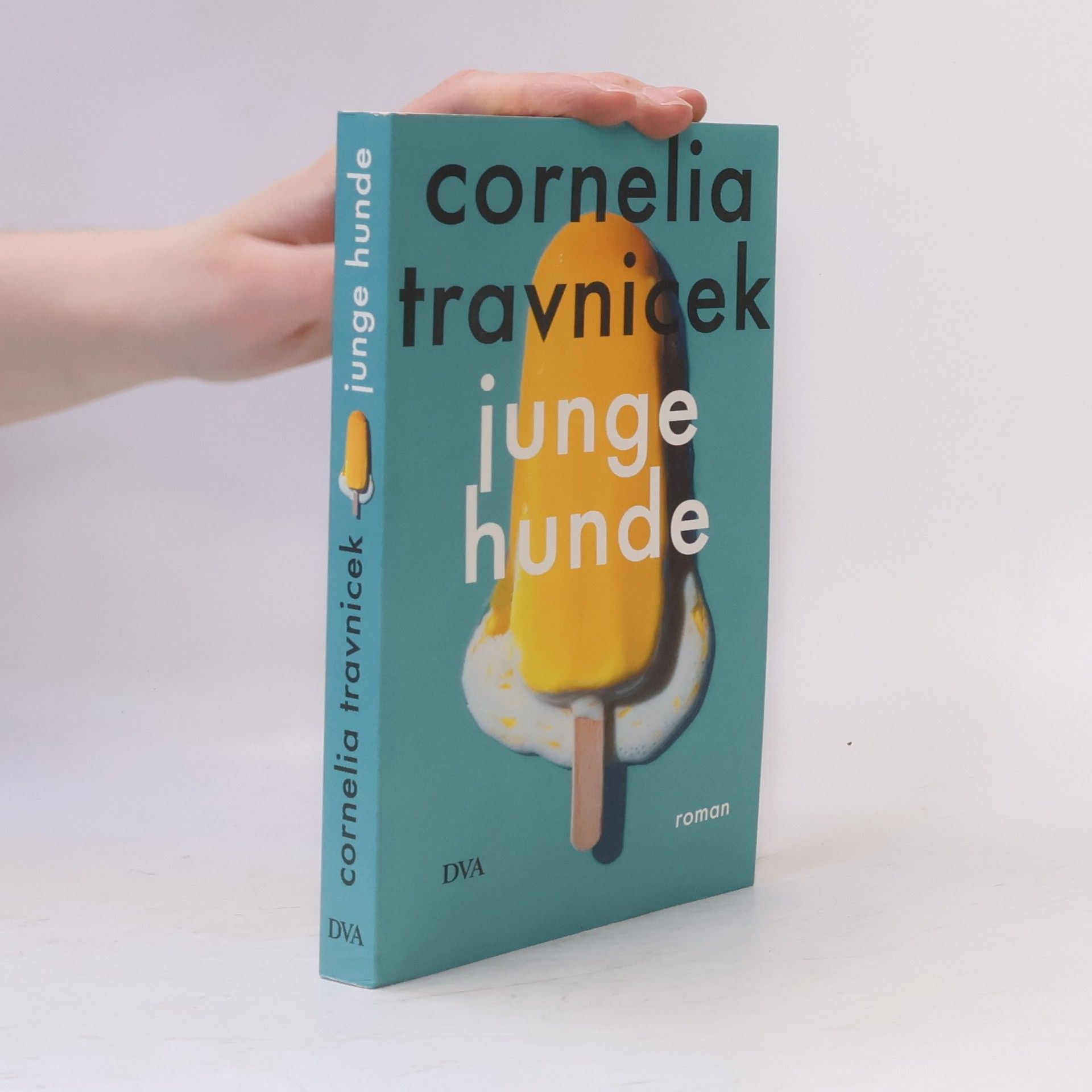 Cornelia Travnicek Junge Hunde