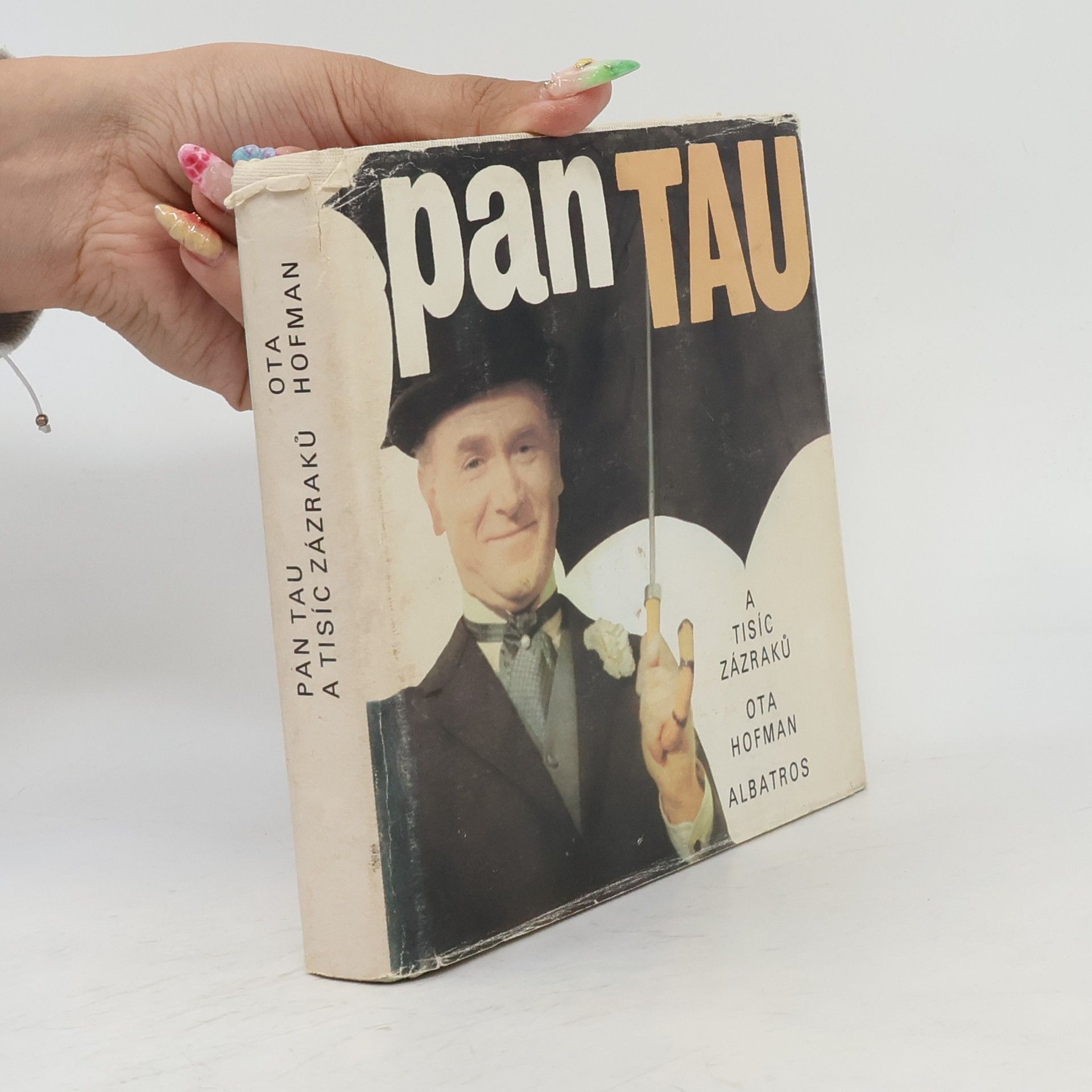 Ota Hofman Pan Tau a tisíc zázraků