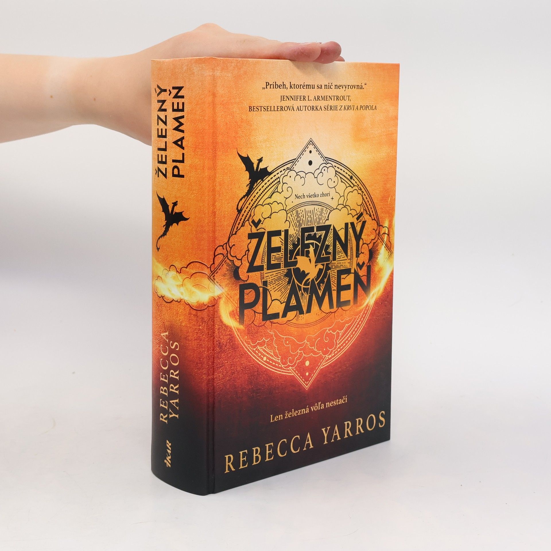 Rebecca Yarros Železný plameň