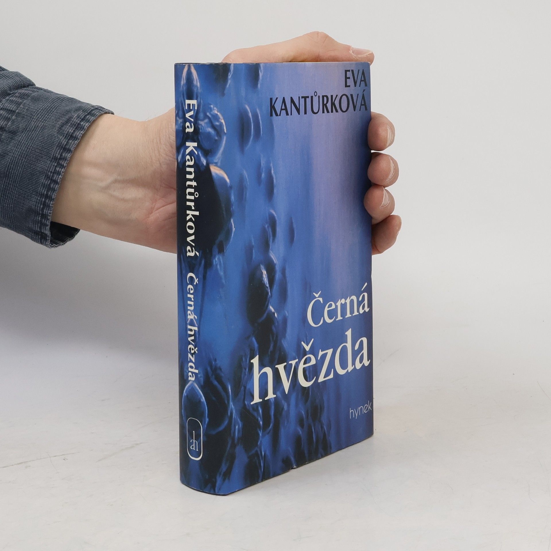 Eva Kantůrková Černá hvězda