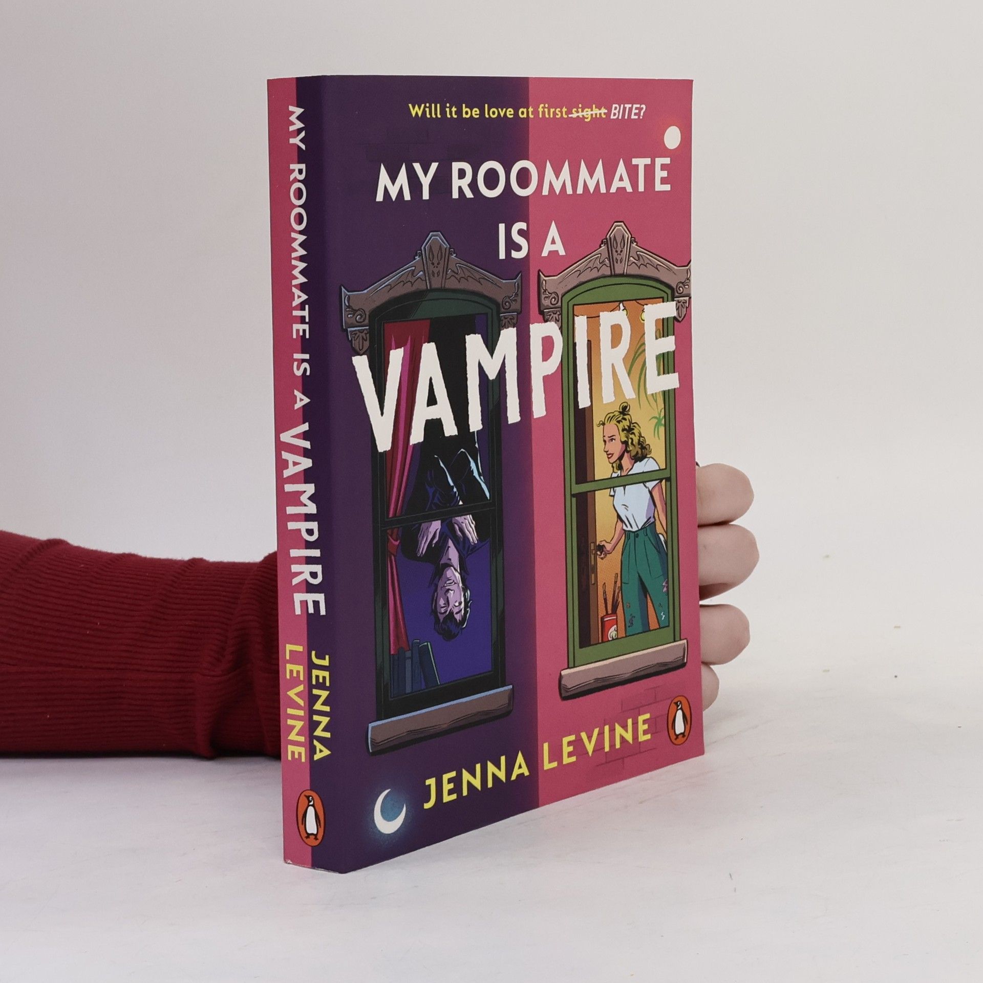 Jenna Levine My roommate is a vampire