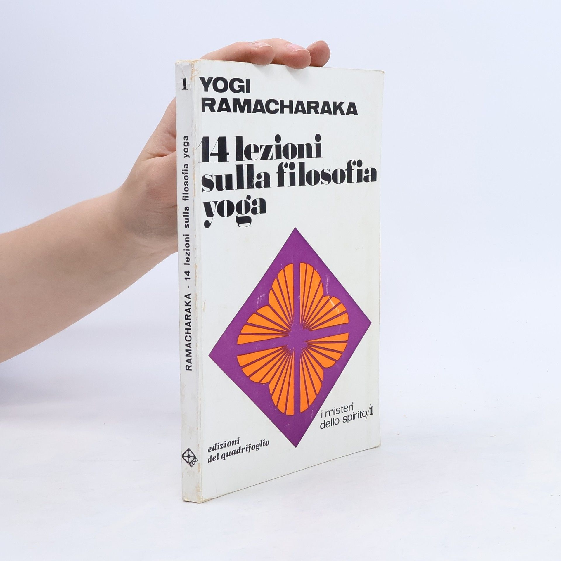 AA.VV. 14 lezioni sulla filosofia yoga
