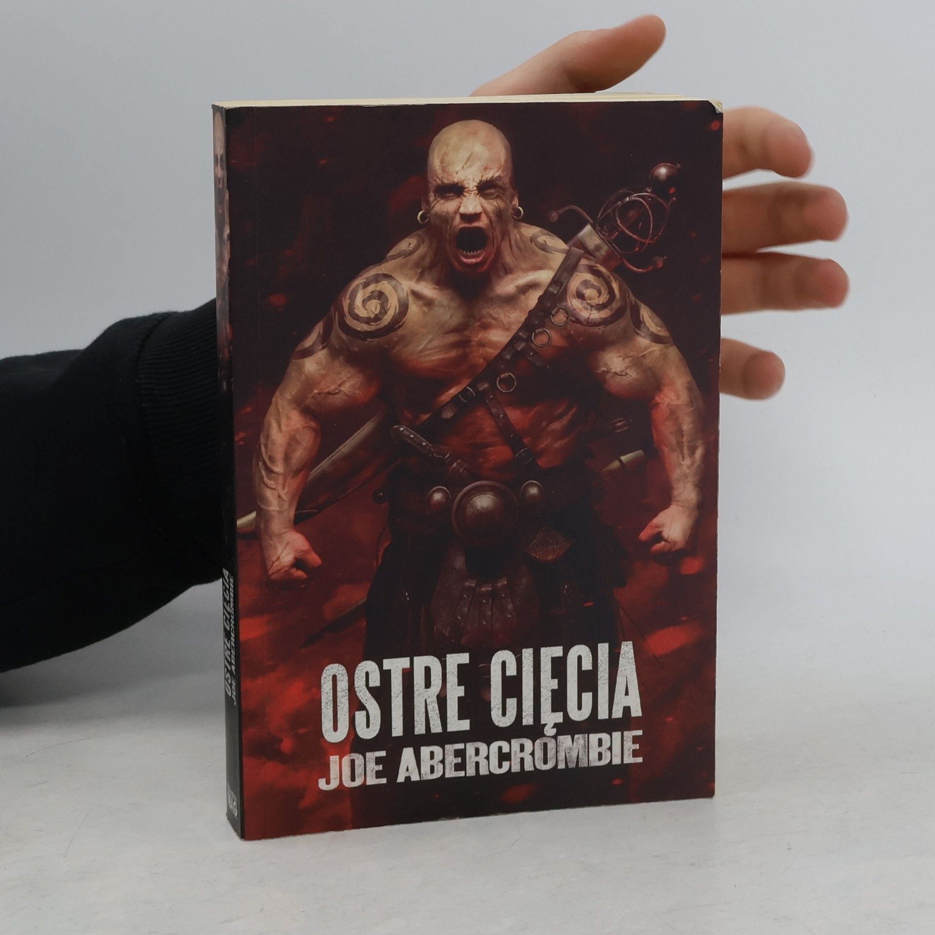 Robert Walis Ostre cięcia
