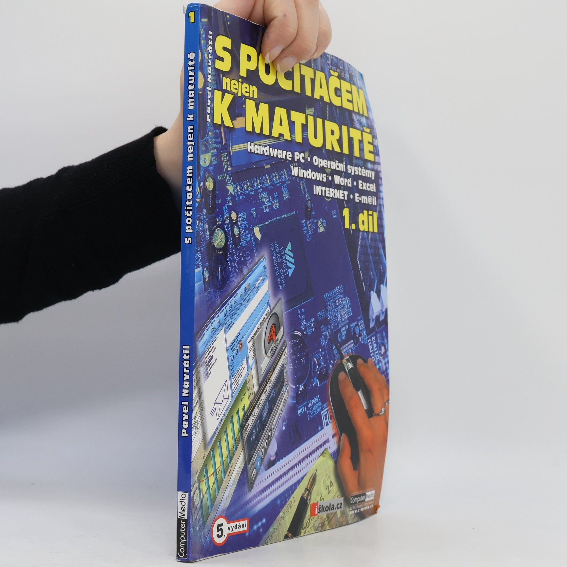 Pavel Navrátil S počítačem nejen k maturitě
