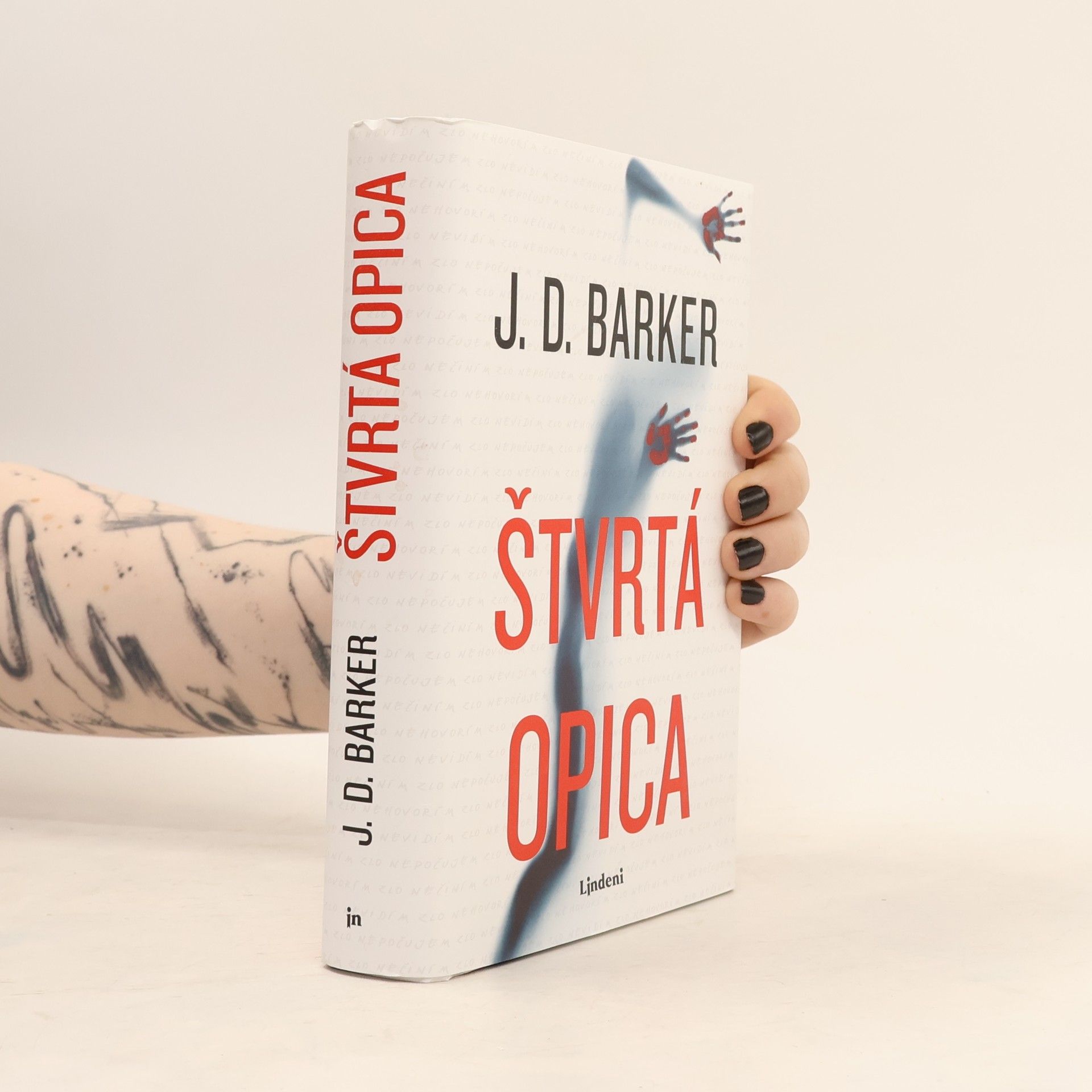 J. D. (Jonathan Dylan) Barker Štvrtá opica