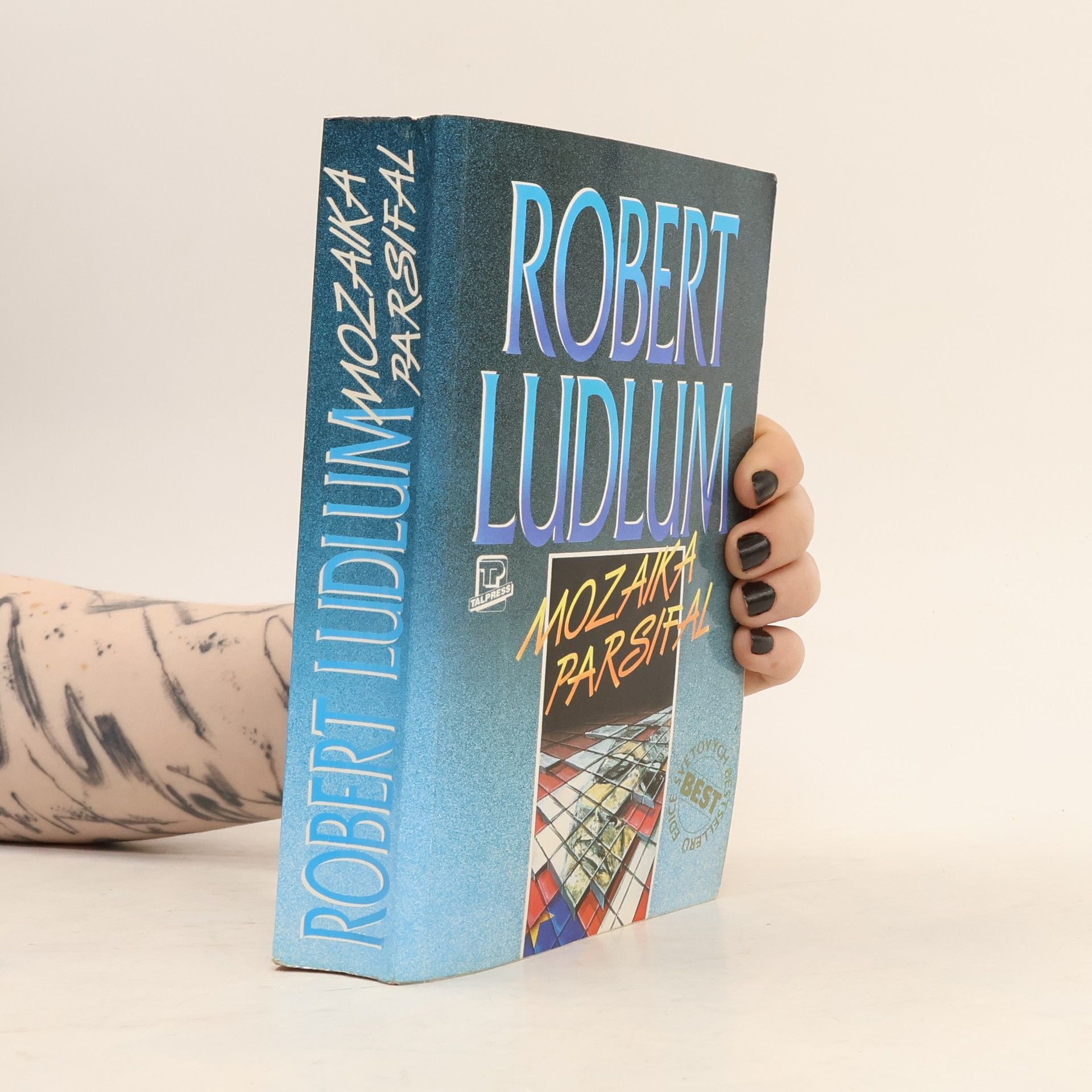 Robert Ludlum Mozaika Parsifal