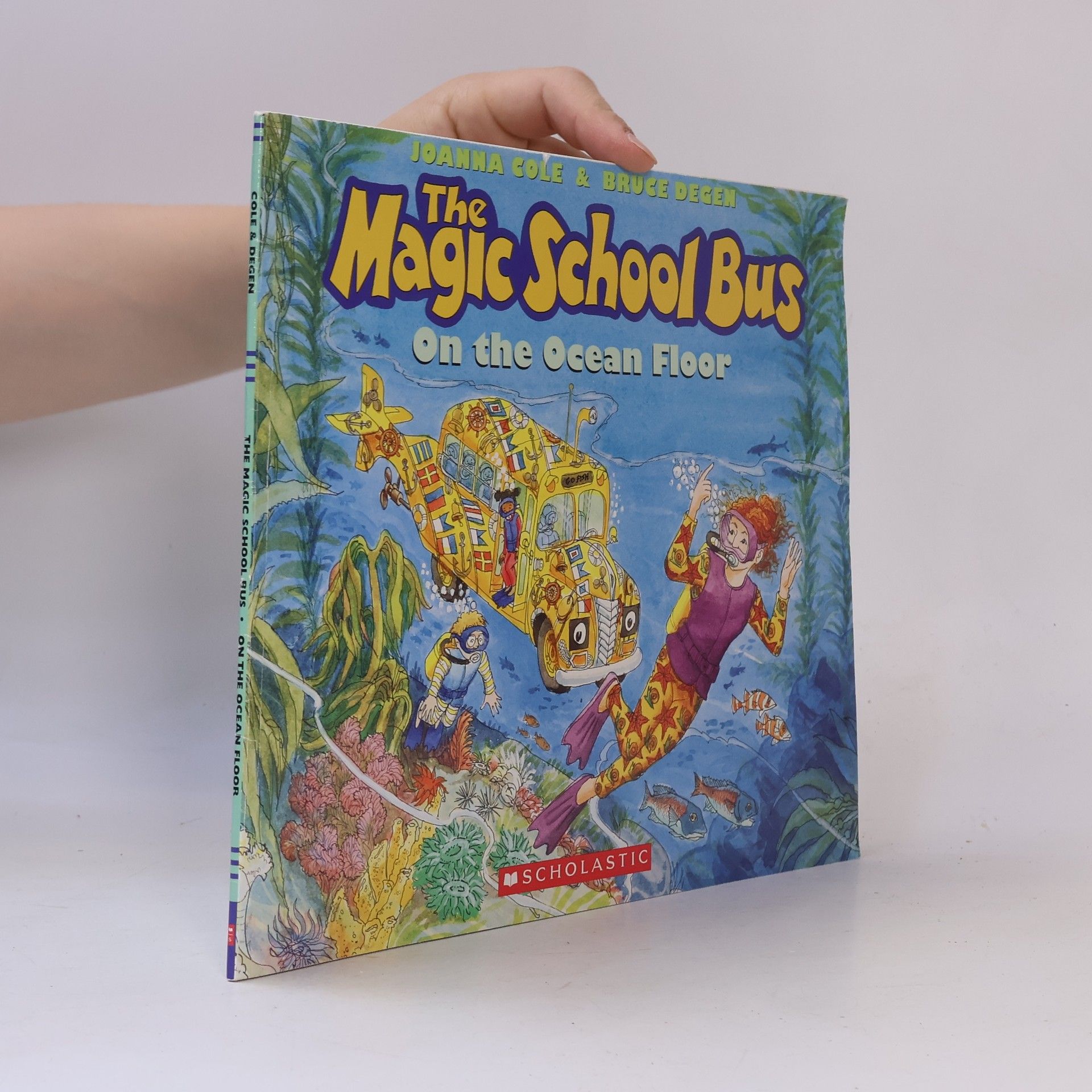 Bruce Degen The Magic School Bus on the Ocean Floor