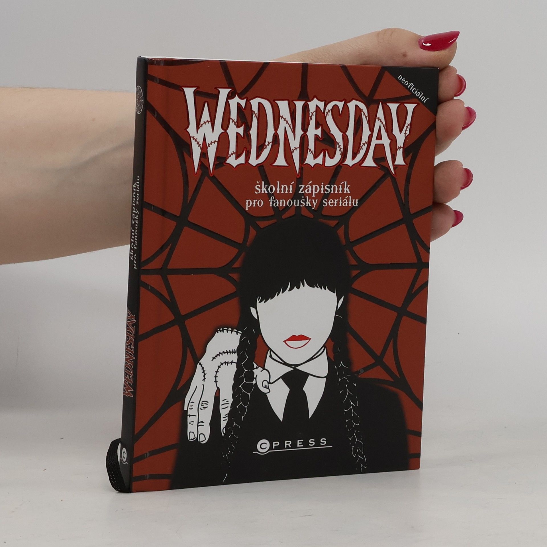 Michaela Radvanová Wednesday : školní zápisník pro fanoušky seriálu