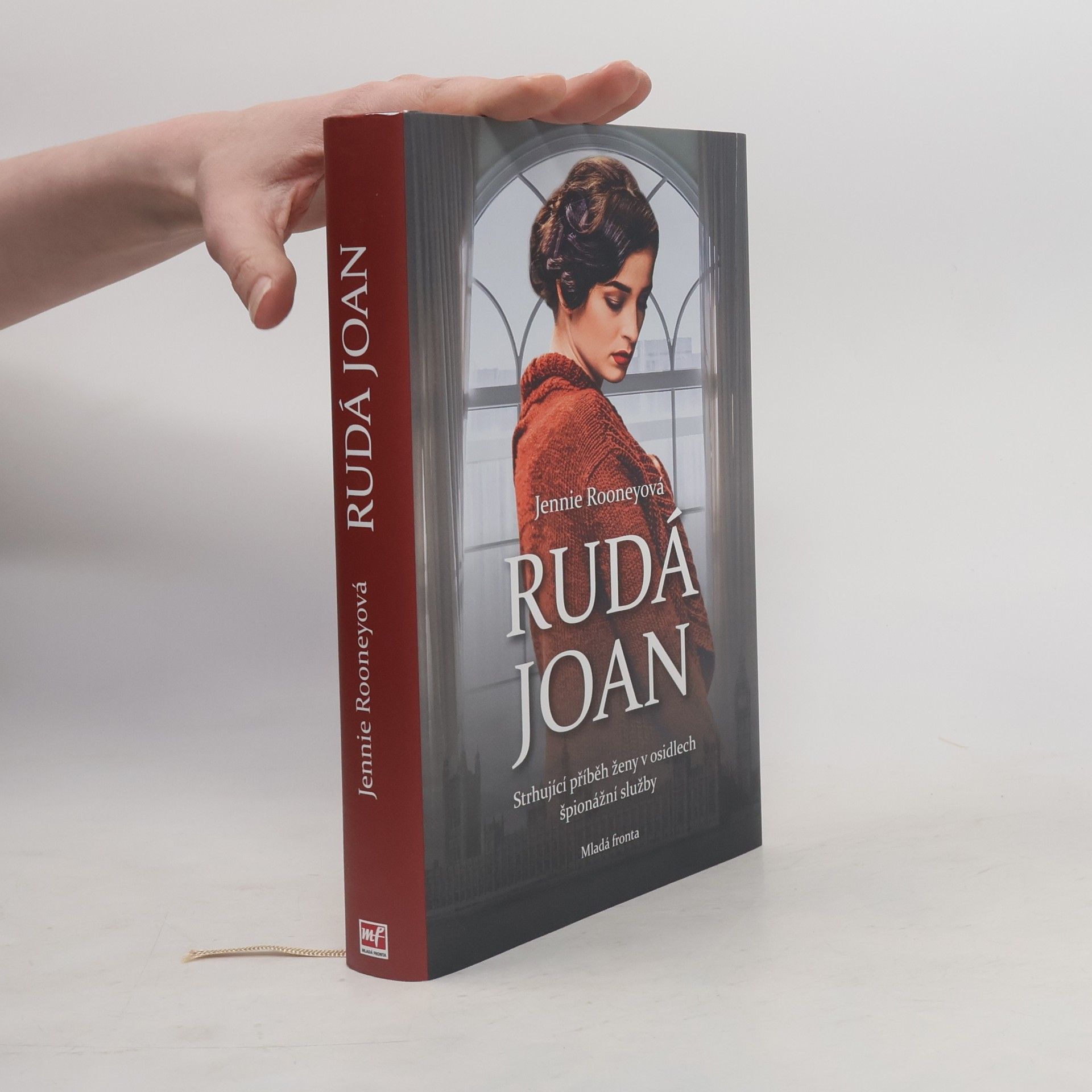 Jennie Rooney Rudá Joan