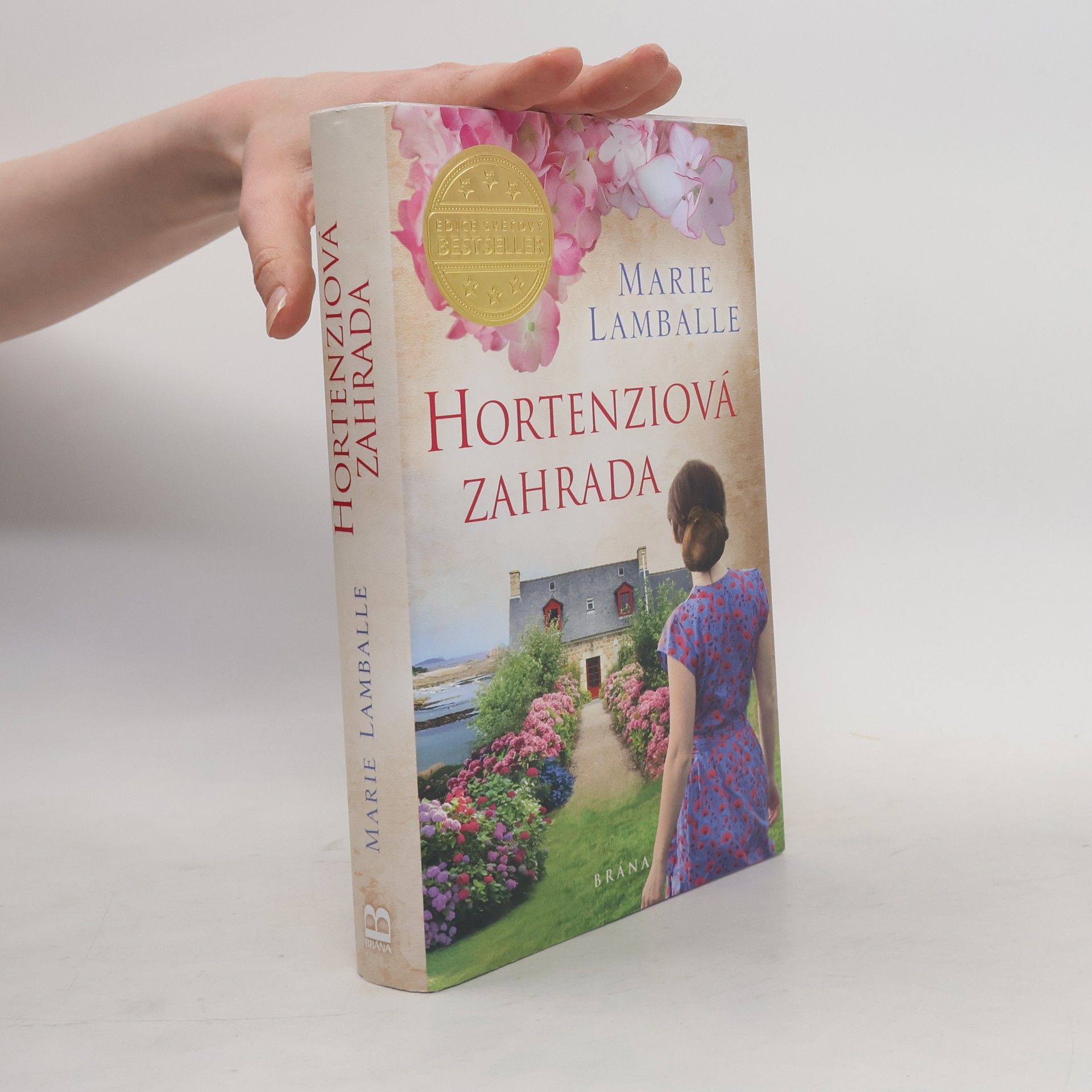 Anne Jacobs Hortenziová zahrada