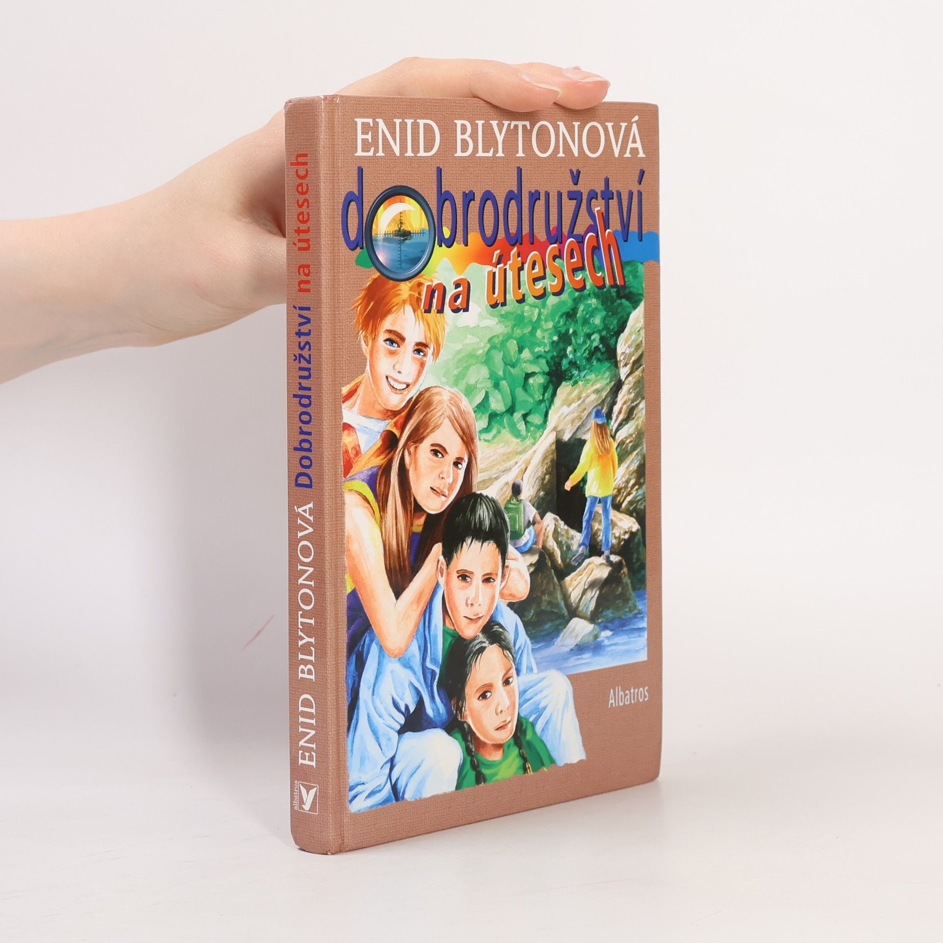 Enid Blyton Dobrodružství na útesech