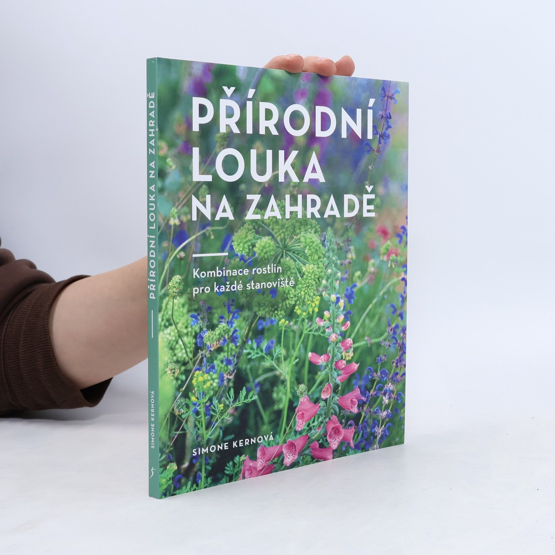 Simone Kern Přírodní louka na zahradě