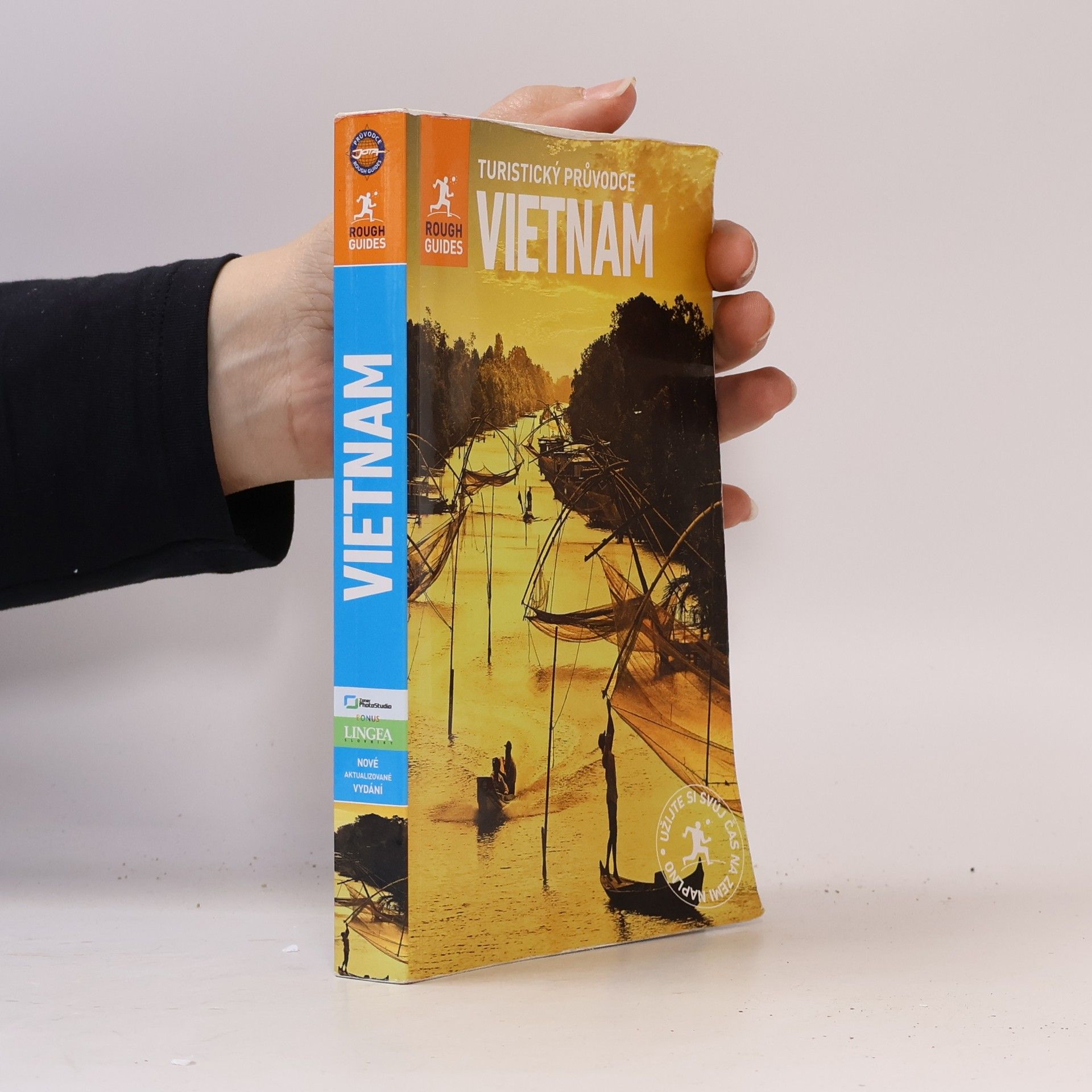 Rachel Mills Vietnam