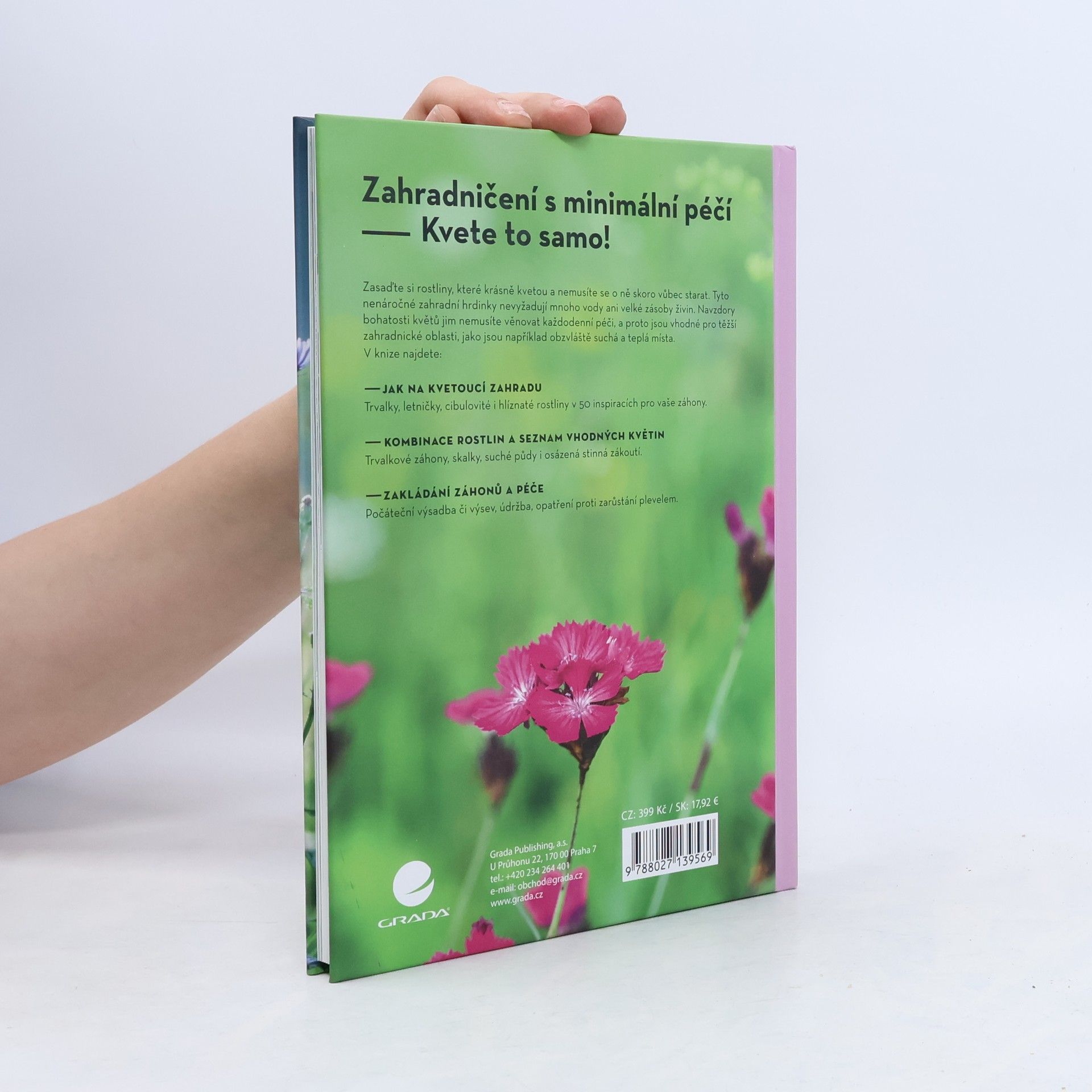 Simone Kern Bezúdržbová zahrada - Kvetoucí záhony s minimem údržby
