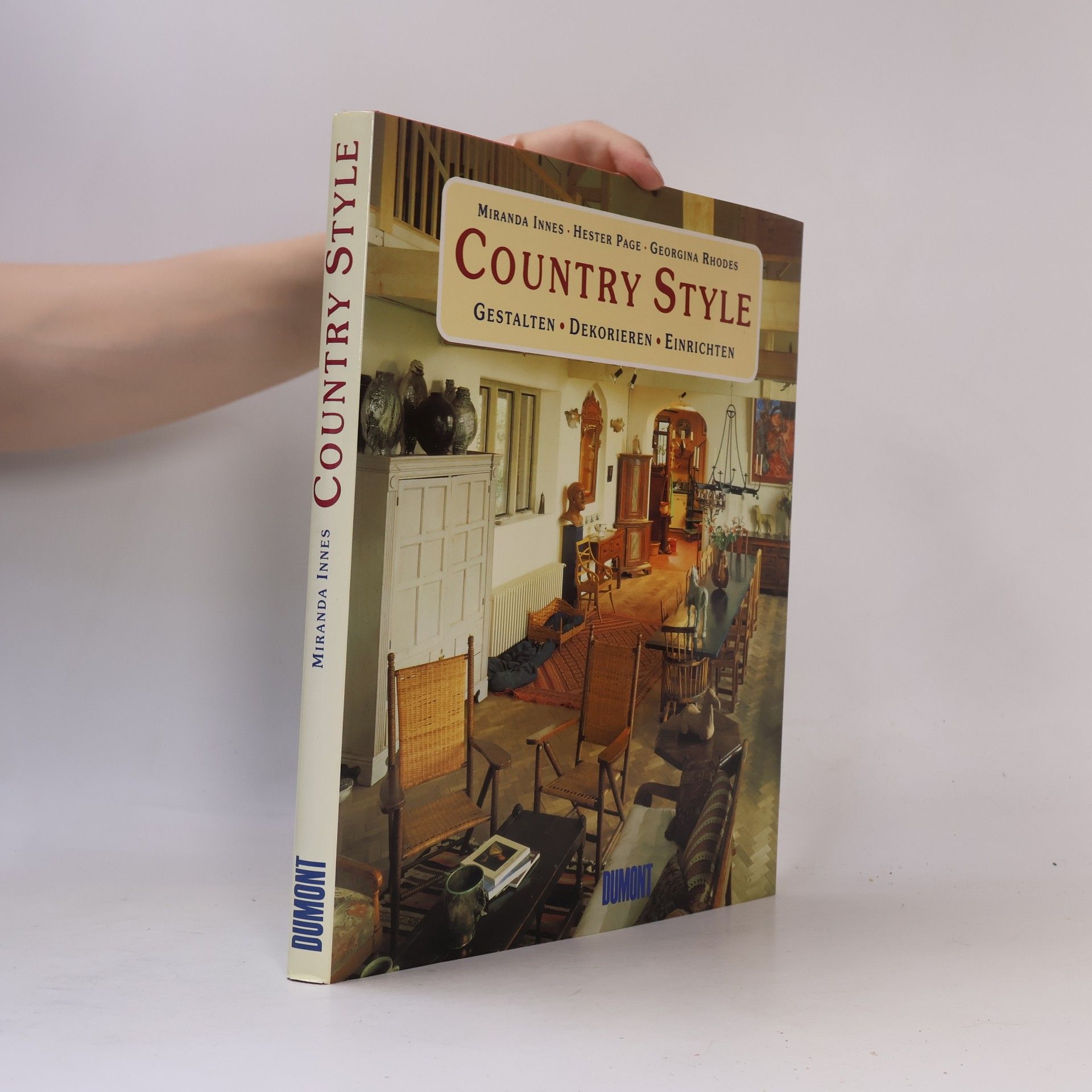 Miranda Innes Country-Style