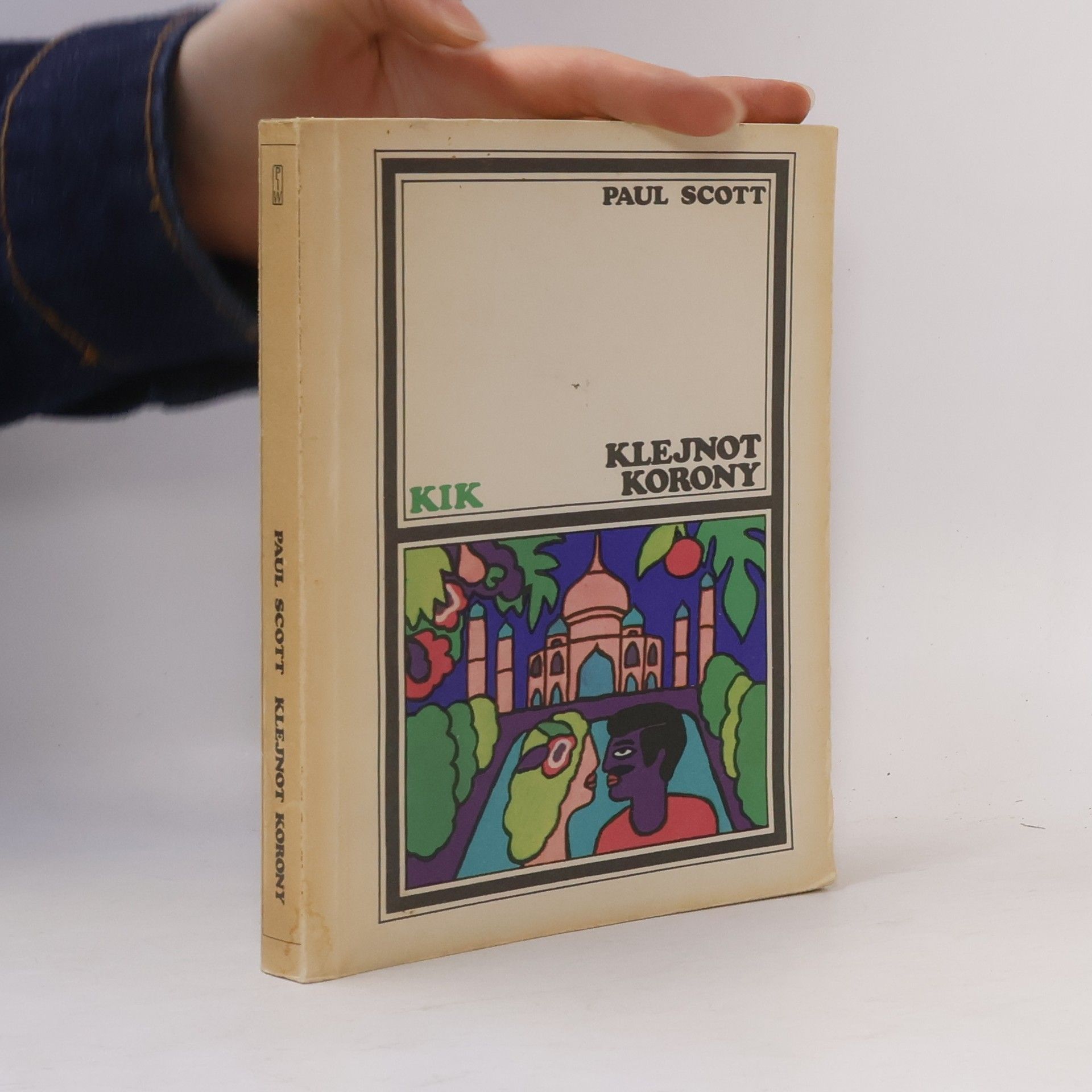 Paul Scott Klejnot Korony