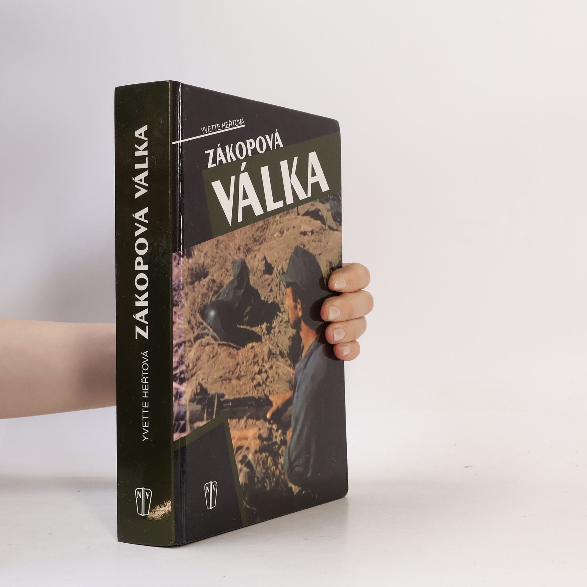 Yvette Heřtová Zákopová válka