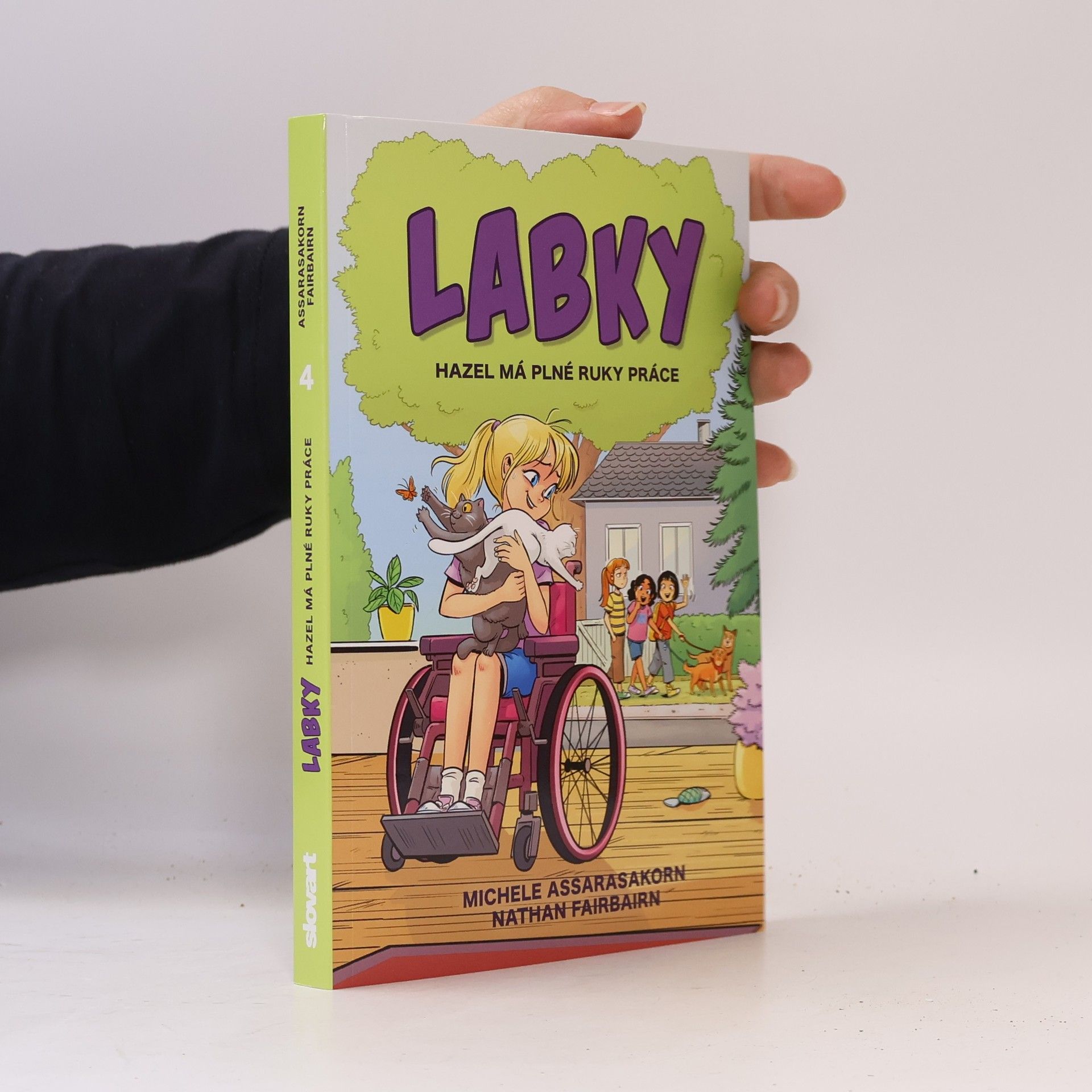 Nathan Fairbairn Labky 4. Hazel má plné ruky práce