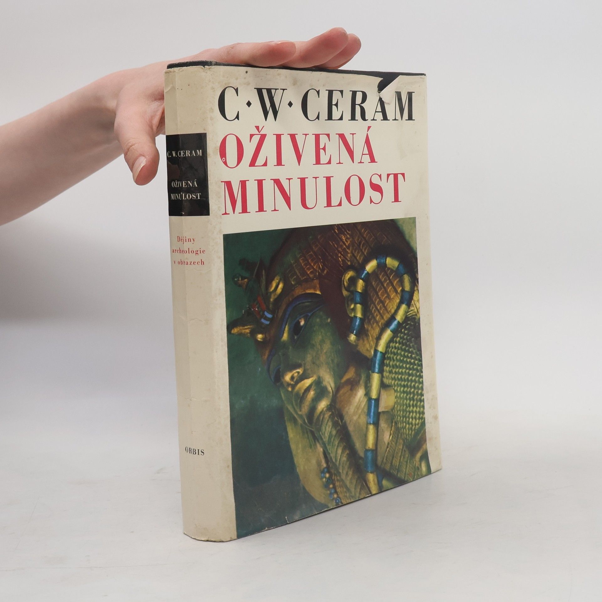 C. W. Ceram Oživená minulost